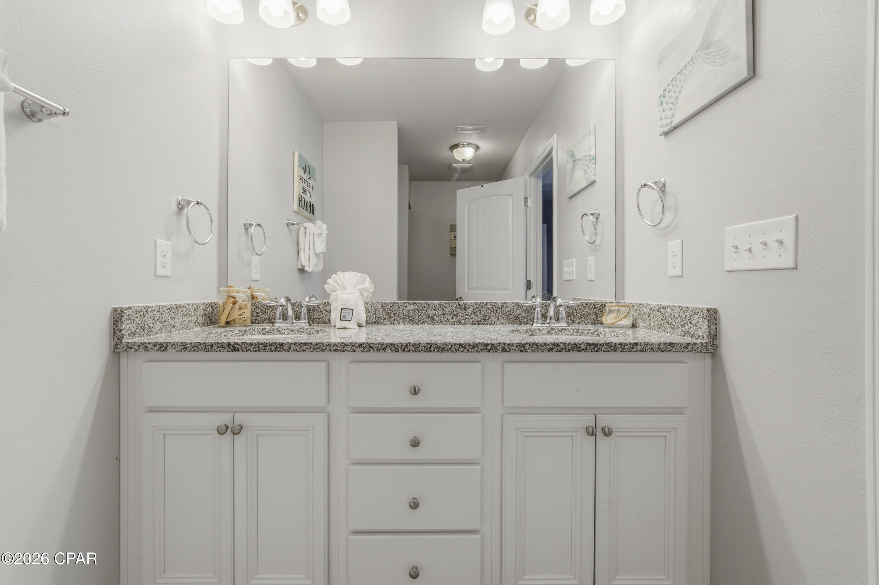 Hathaway Townhomes - Residential Lease