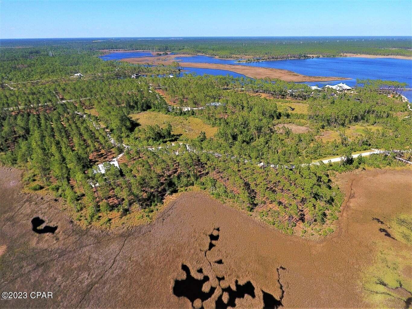 Rivercamps On Crooked Creek - Land