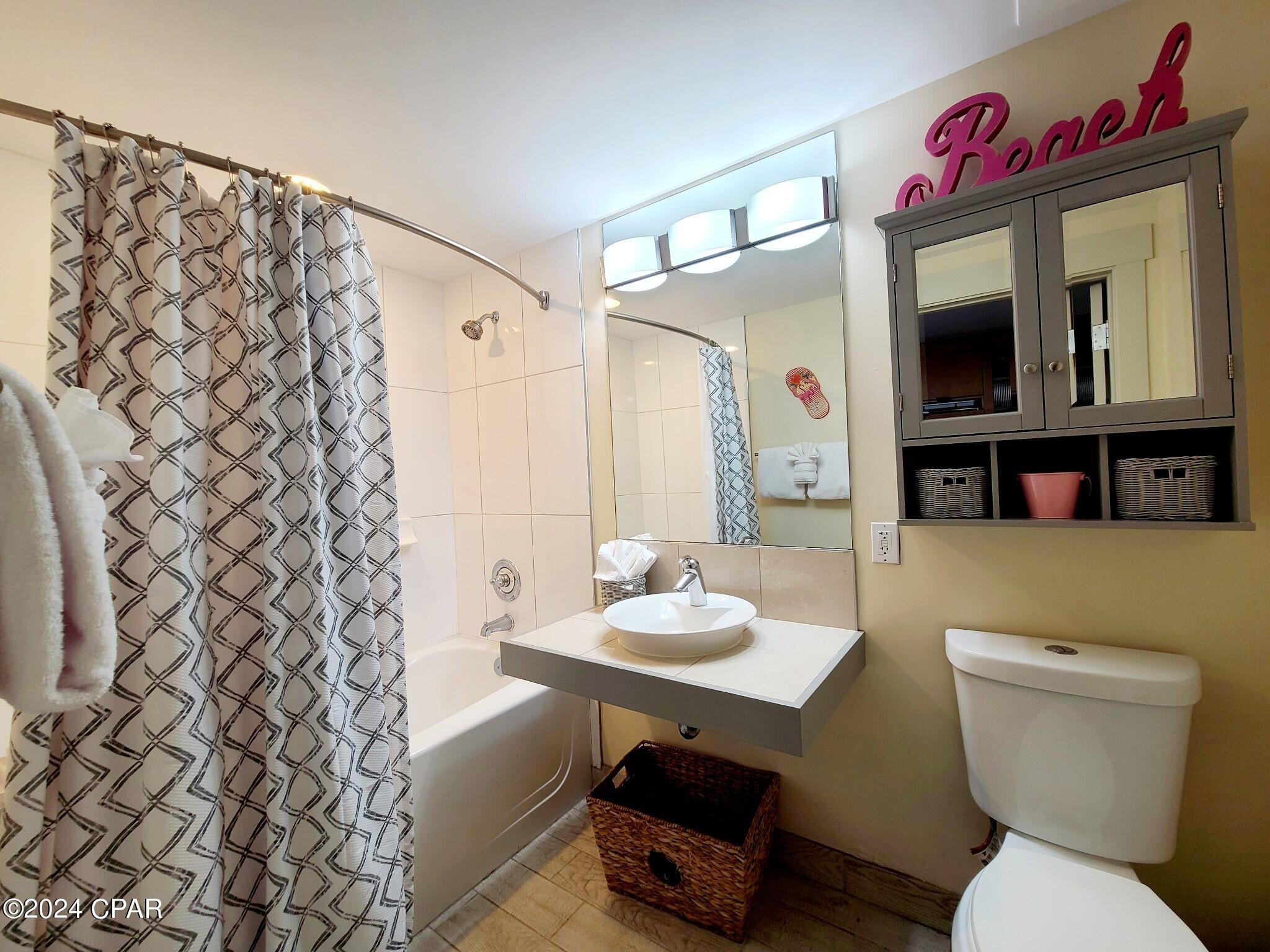 Bahia Condo - Residential