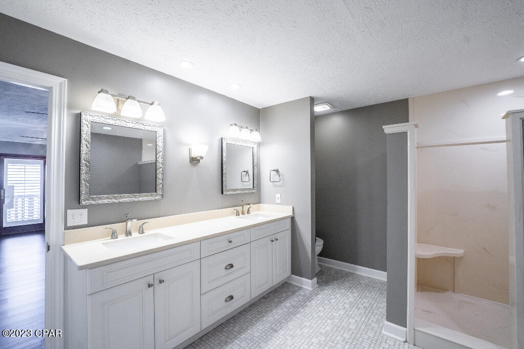 Kings Point Harbour U-I Replat - Residential