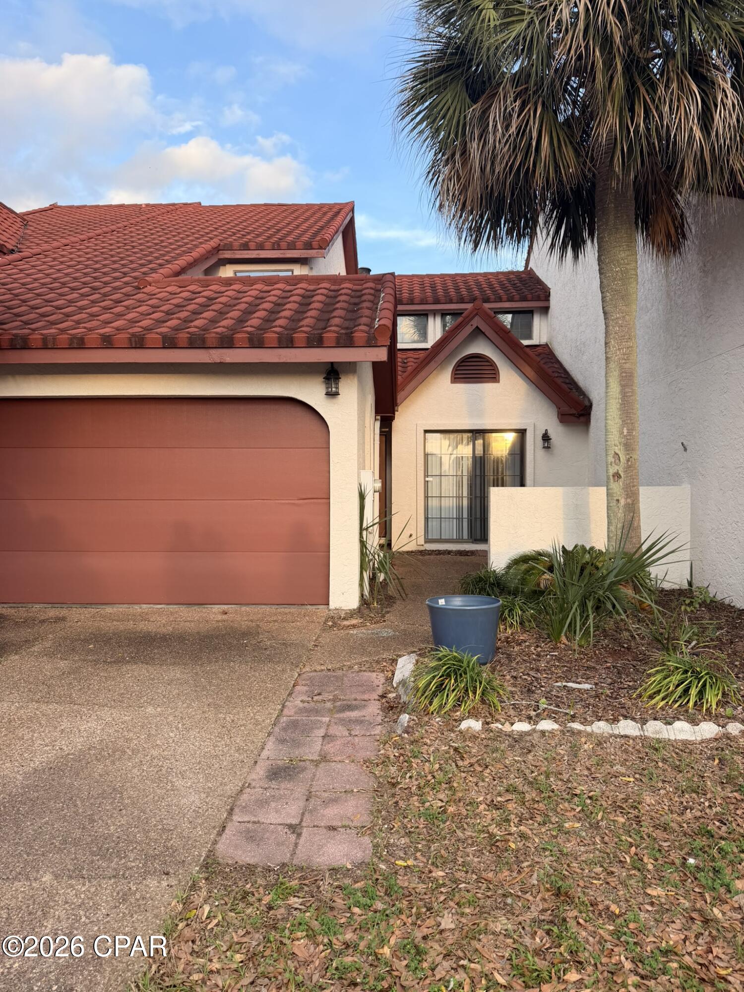 Country Club Harbour Estates - Residential
