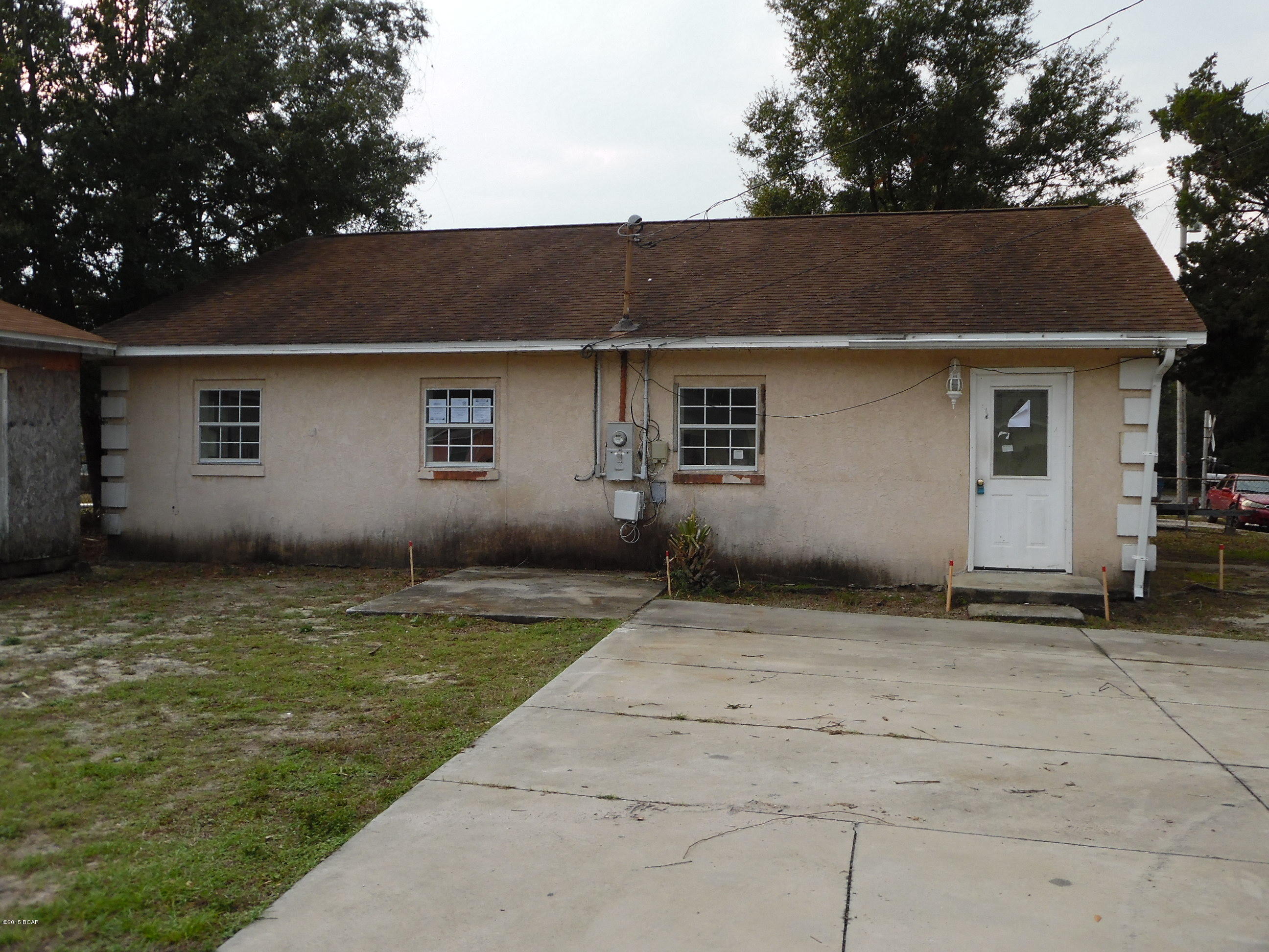 This home is a 3 bedroom, 1 bath, centrally located.   Some renovations have been completed.  There is plenty of living area inside, with an open living and kitchen area, plus a sunroom on the front of the house, and a den on the rear of the house.  This home is conventiently located for Bay Medical Center and downtown Panama City. (Please do not park in the driveway, as the corner lot does not convey with the sale of the house.)