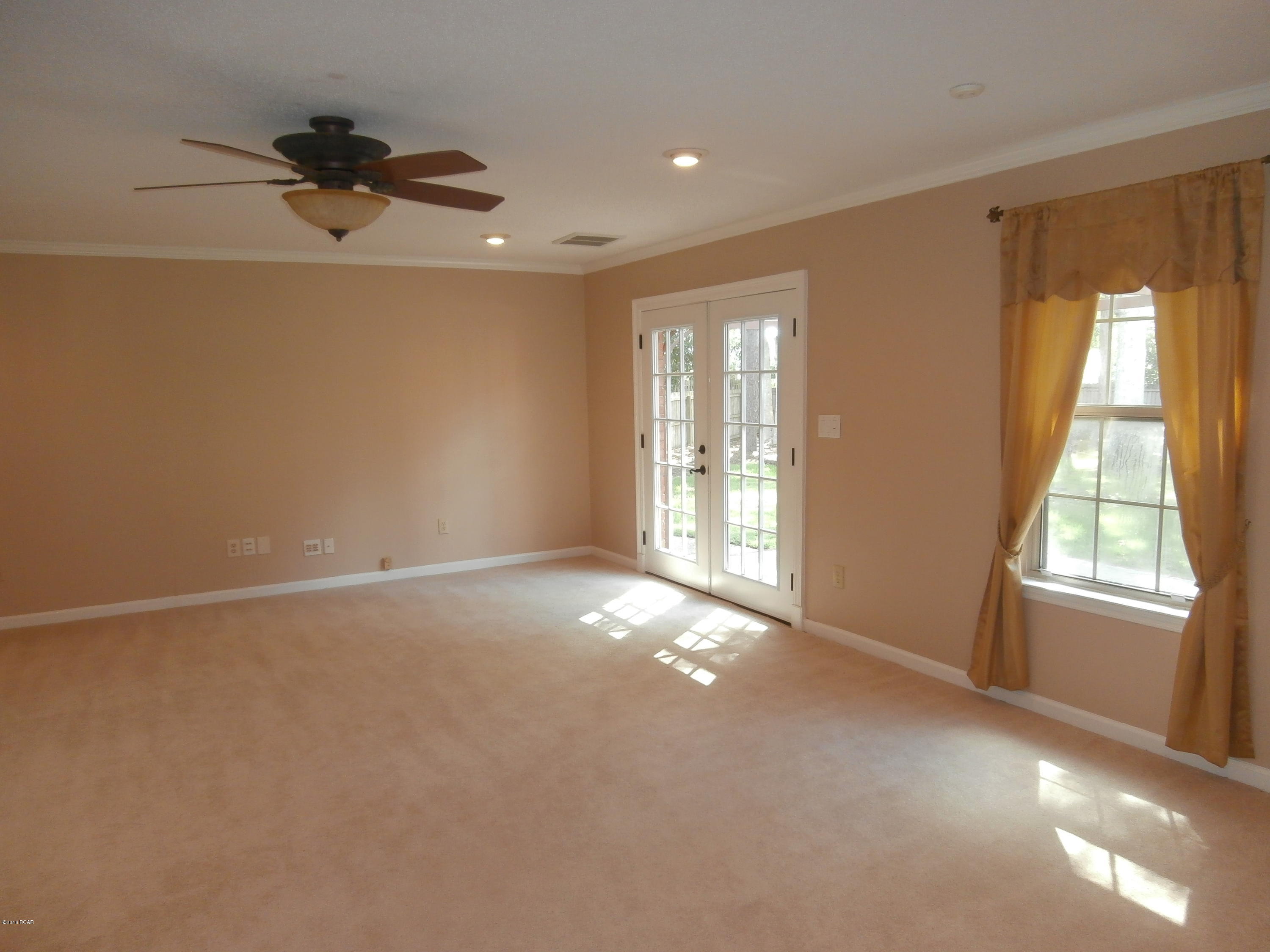 The Woods Phase 1 - Residential Lease