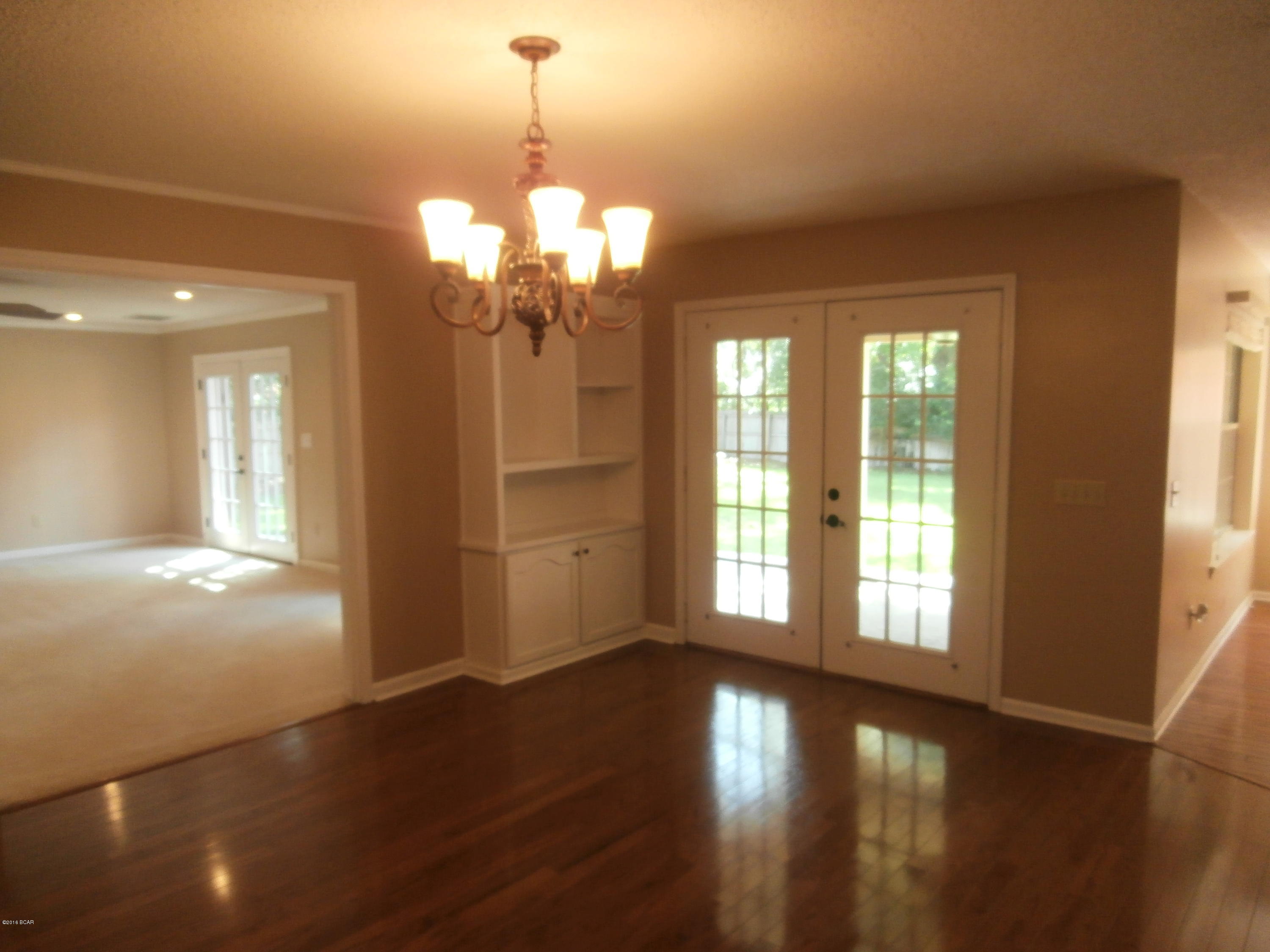 The Woods Phase 1 - Residential Lease