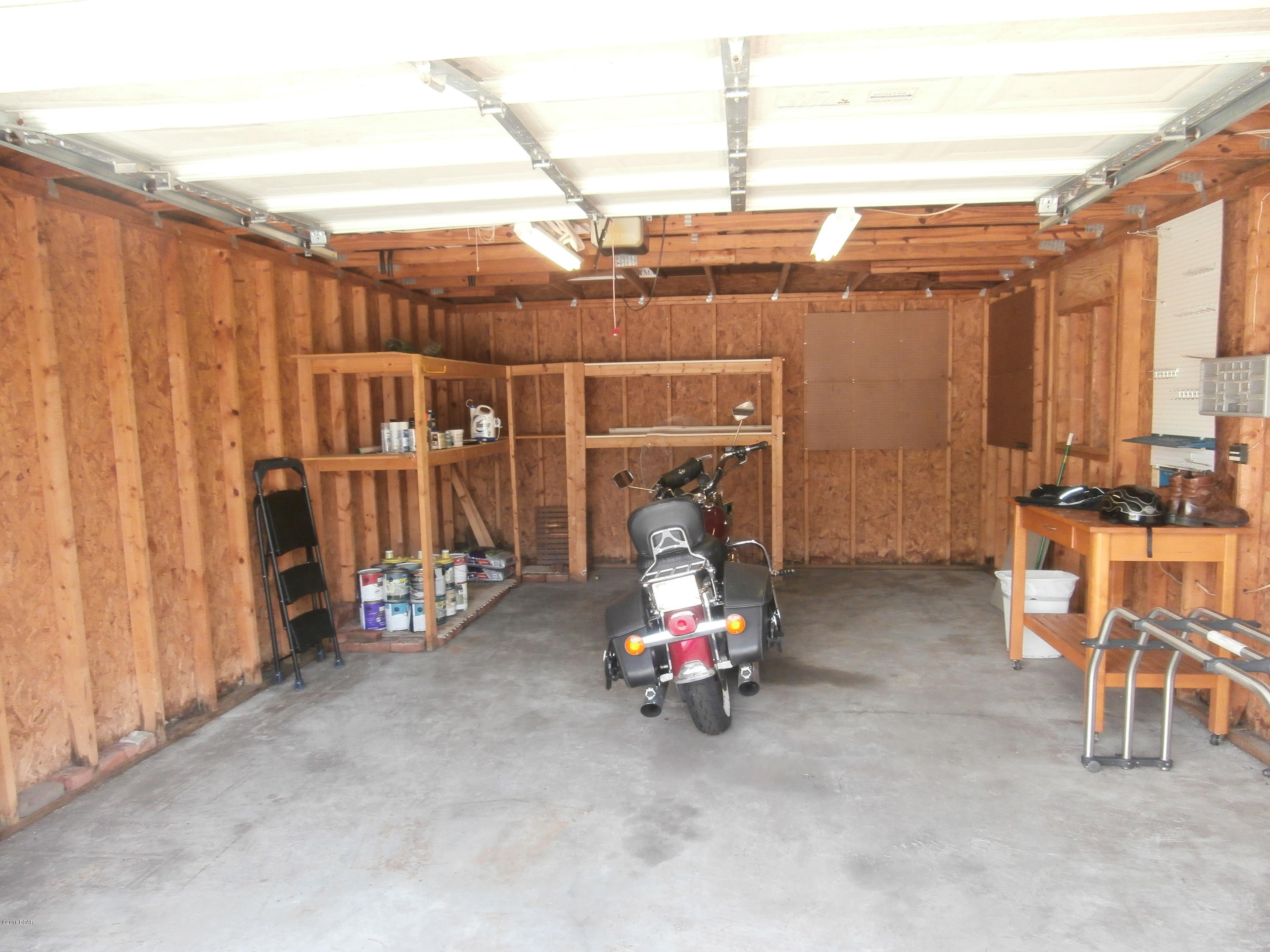 The Woods Phase 1 - Residential Lease
