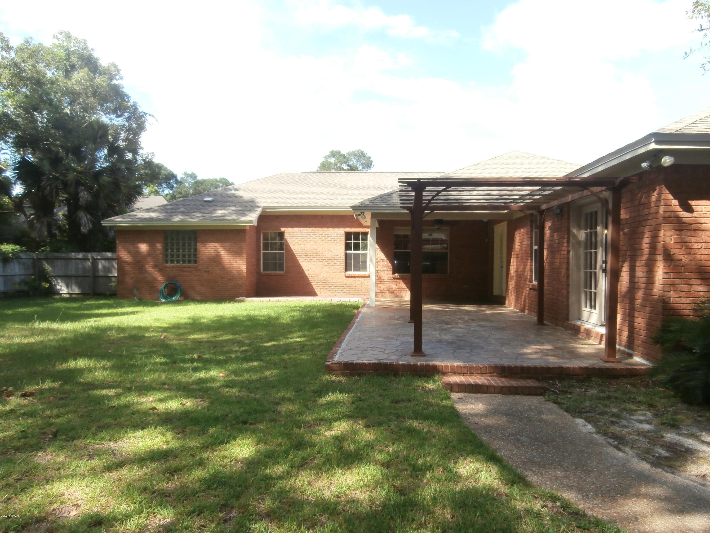 The Woods Phase 1 - Residential Lease