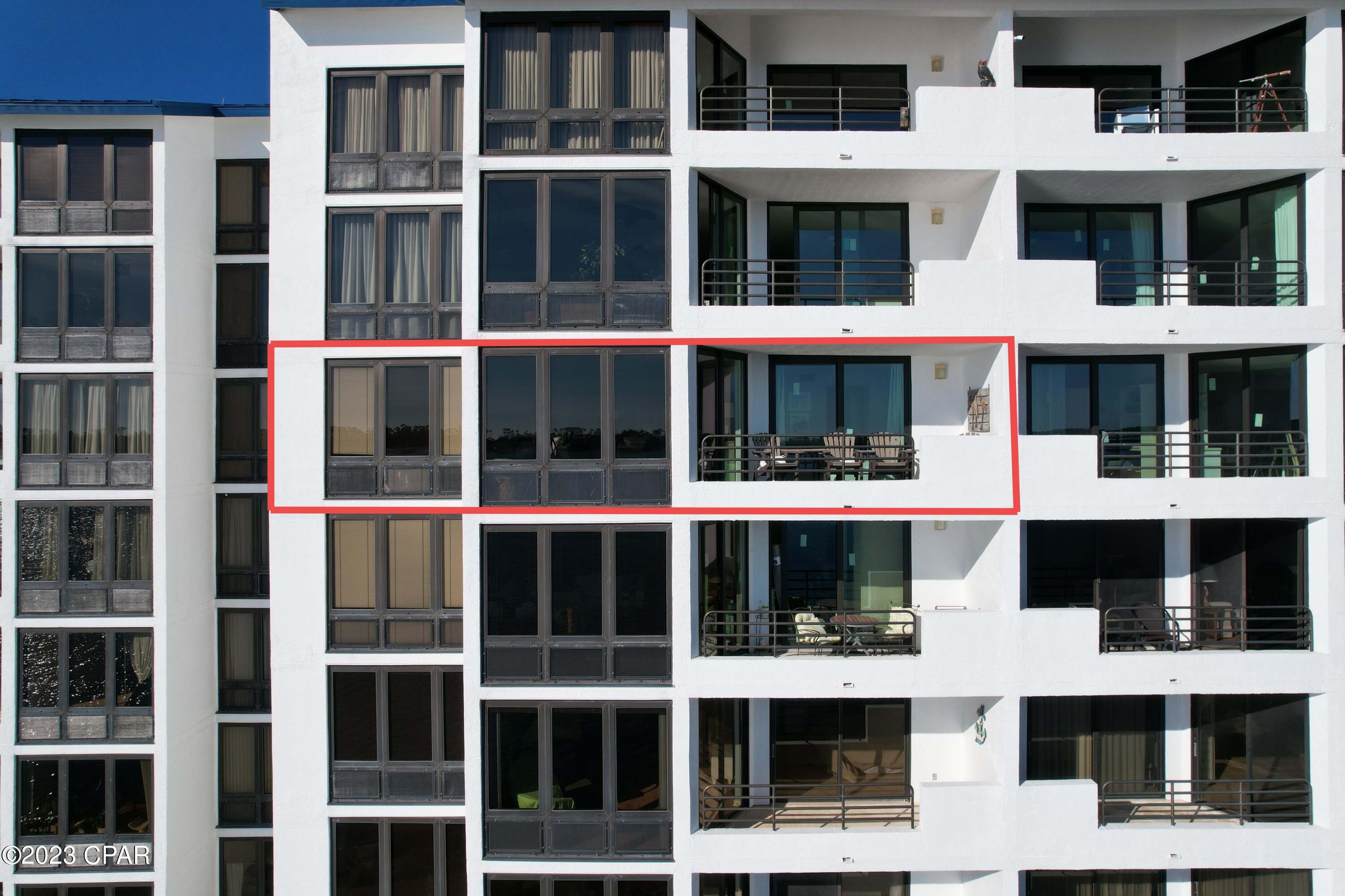Lagoon Towers Phase I - Residential