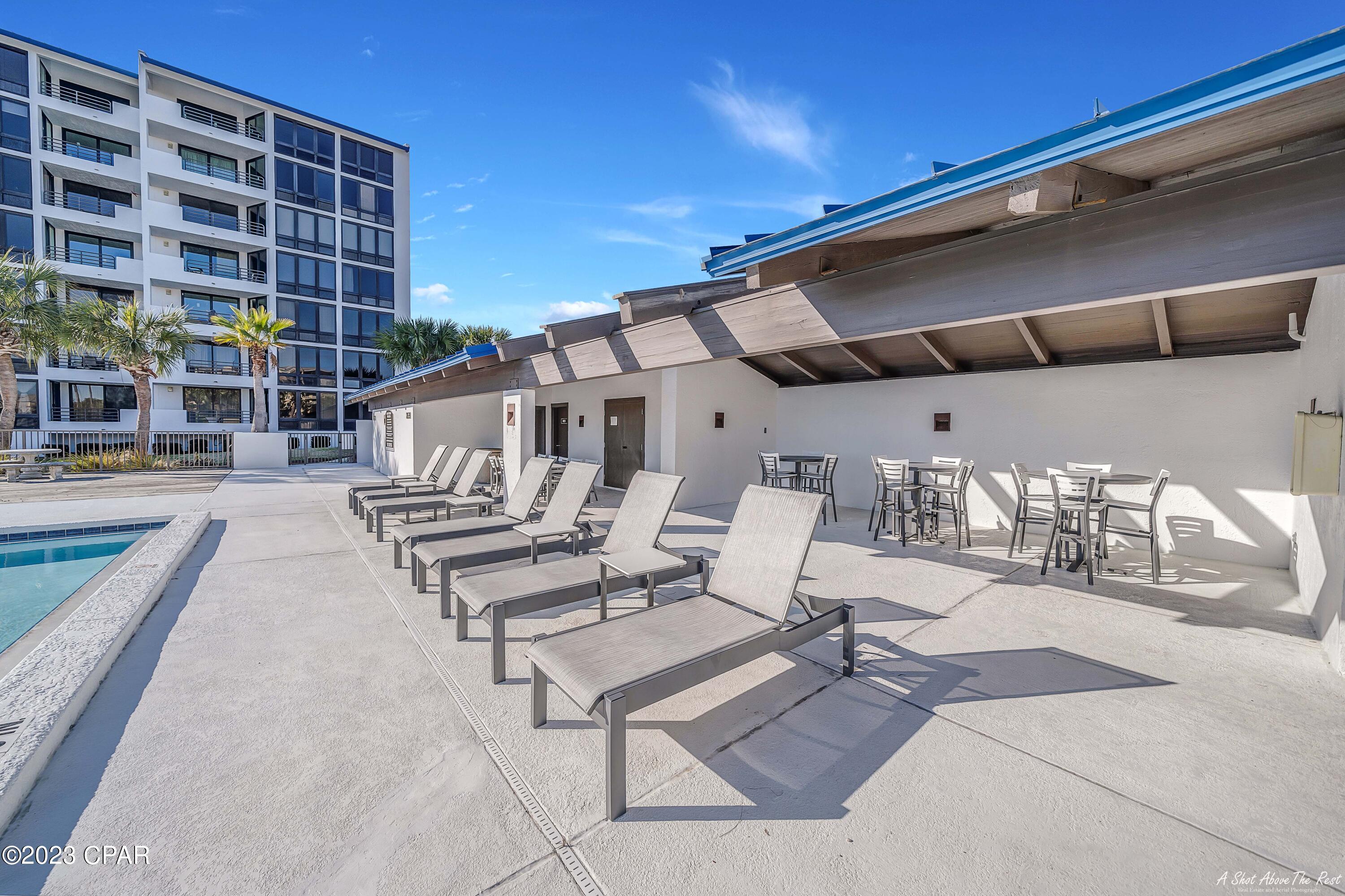 Lagoon Towers Phase I - Residential