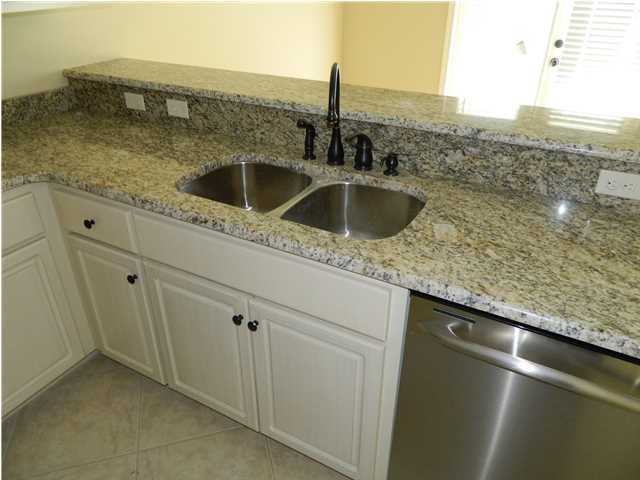 Annabella's Townhomes - Residential Lease