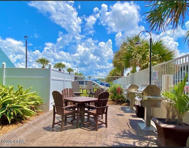 Pelican Walk - Residential