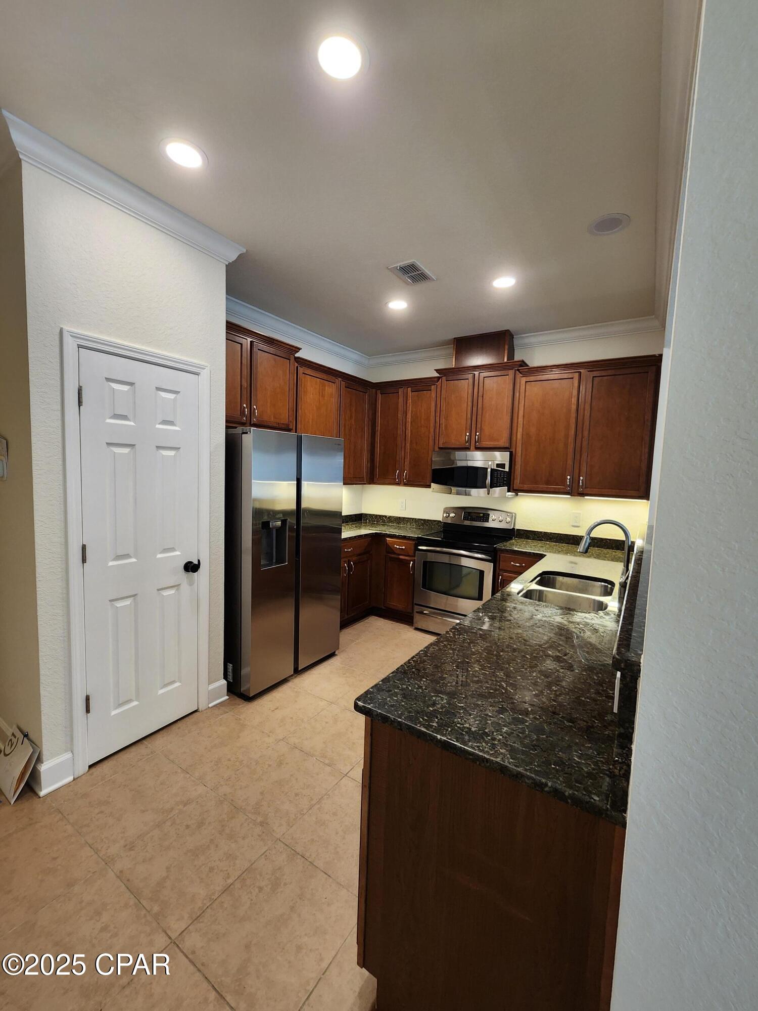 Whisper Dunes - Residential Lease
