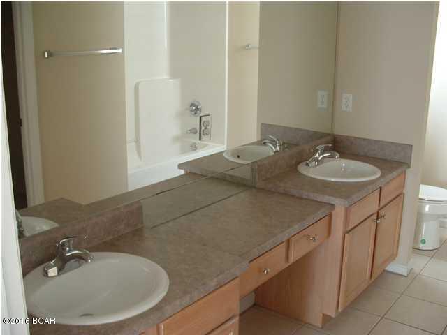 Palm Cove - Residential Lease