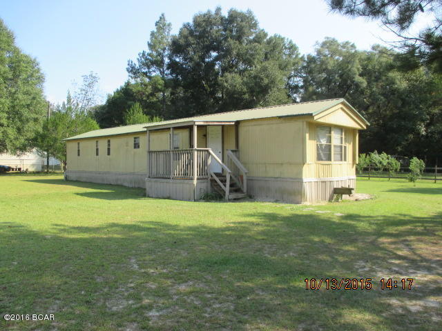 Nice and Quiet 2/2 Mobile Home on just enough land to have a garden or enjoy being in the country. Within 10 miles to downtown Marianna. Very well kept and has chain link fencing around property. Call for an appointment.