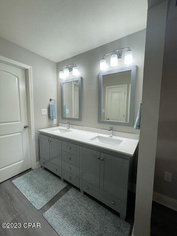 Edgewater Golf Villas V-B - Residential
