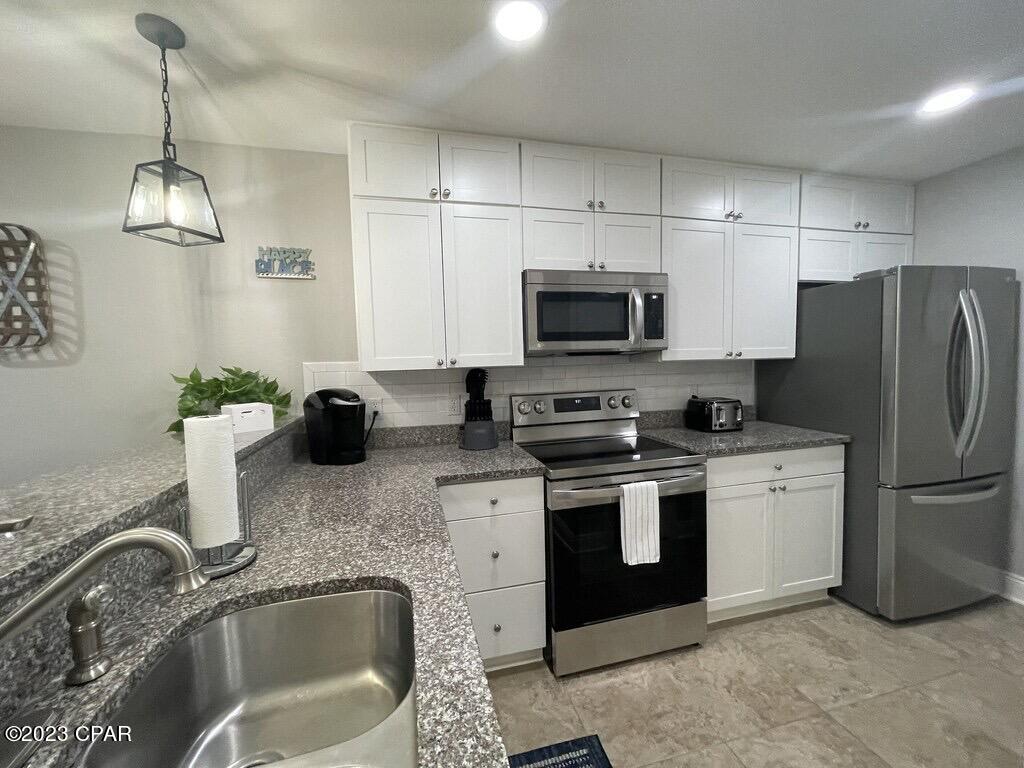 Edgewater Golf Villas V-B - Residential