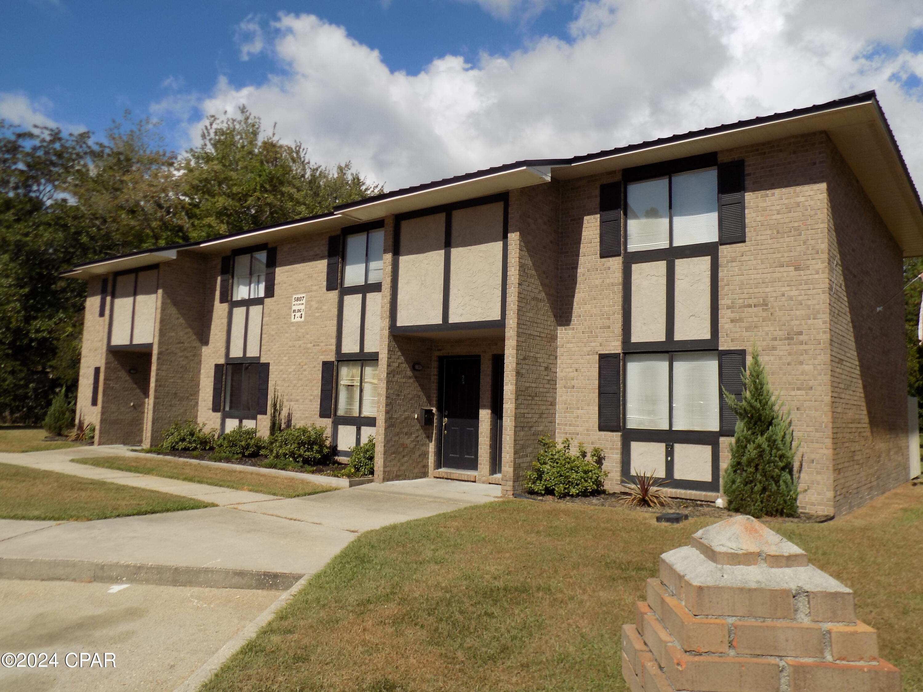 [No Recorded Subdiv] - Residential Lease