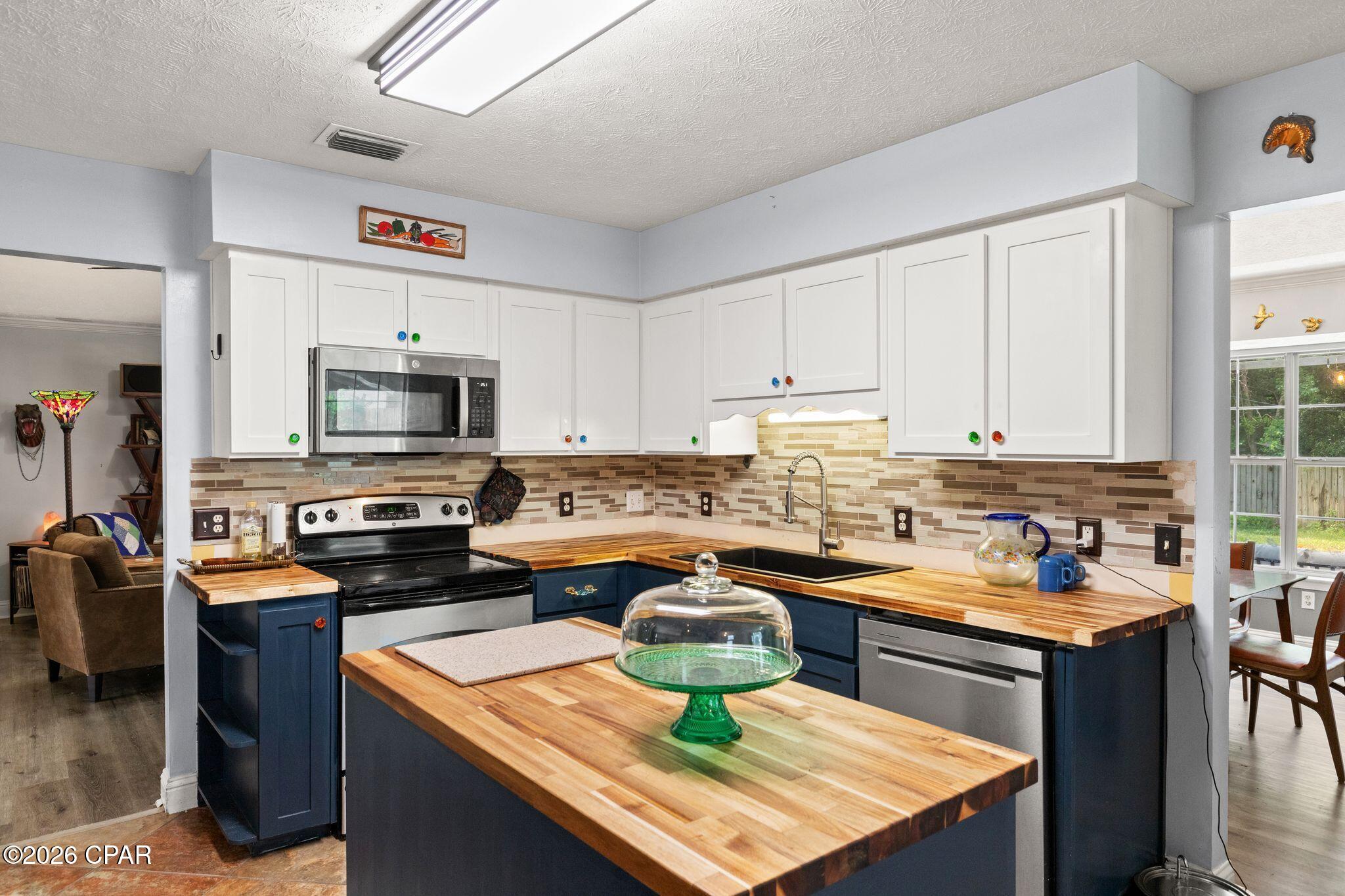Colony Club - Residential