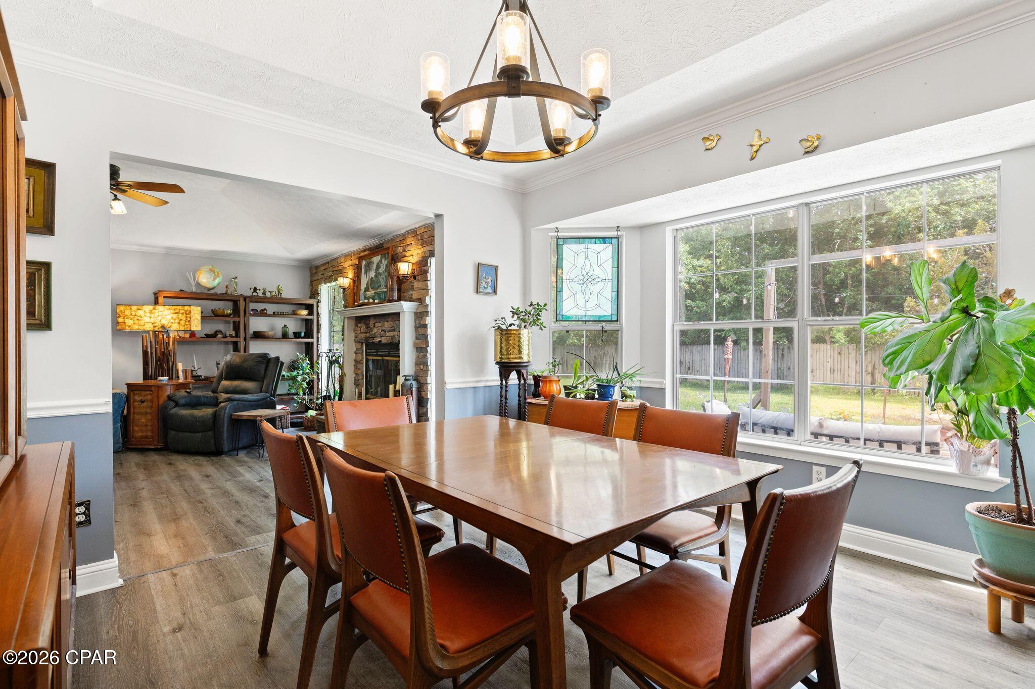 Colony Club - Residential