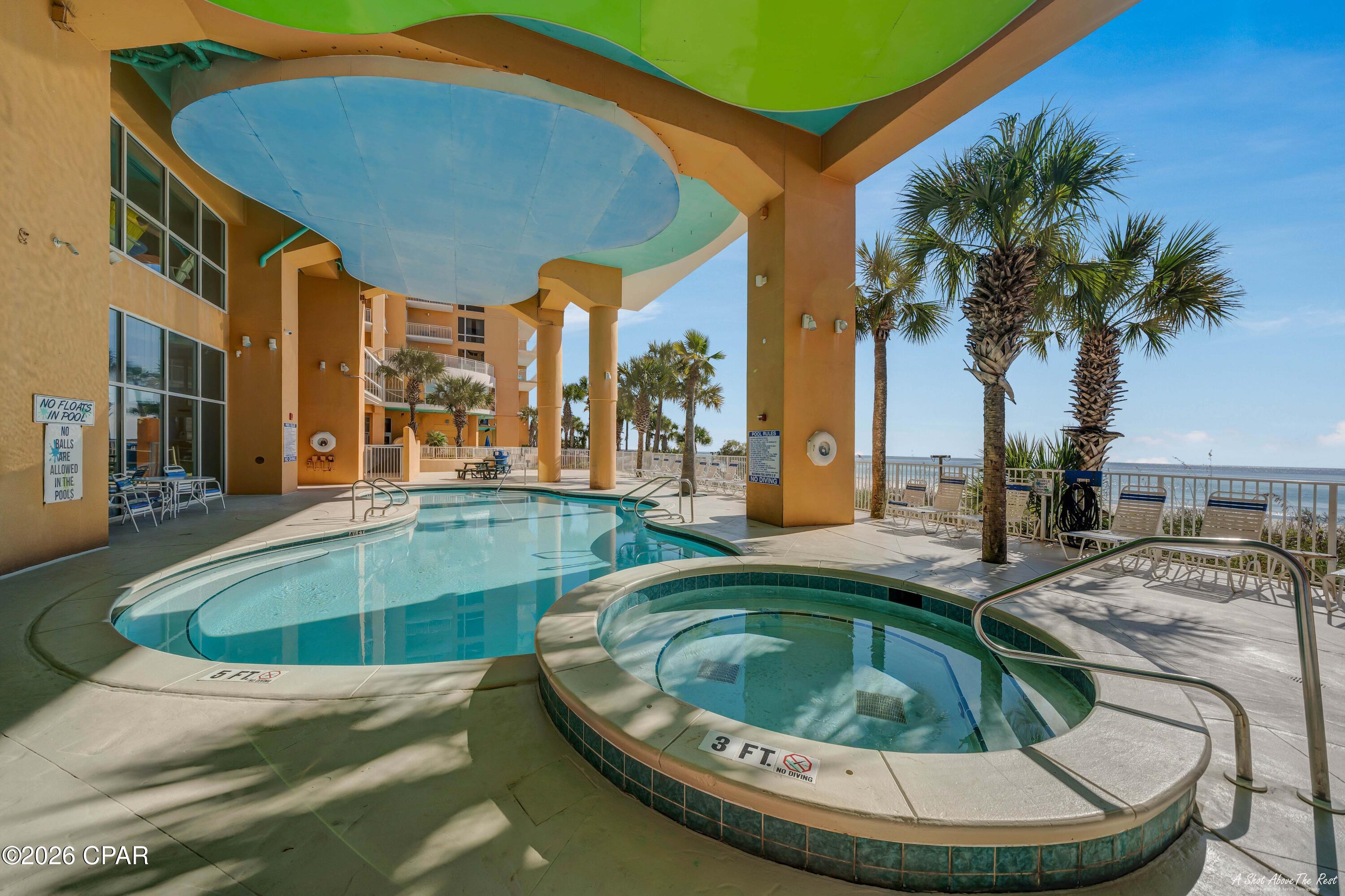 Splash Condo - Residential