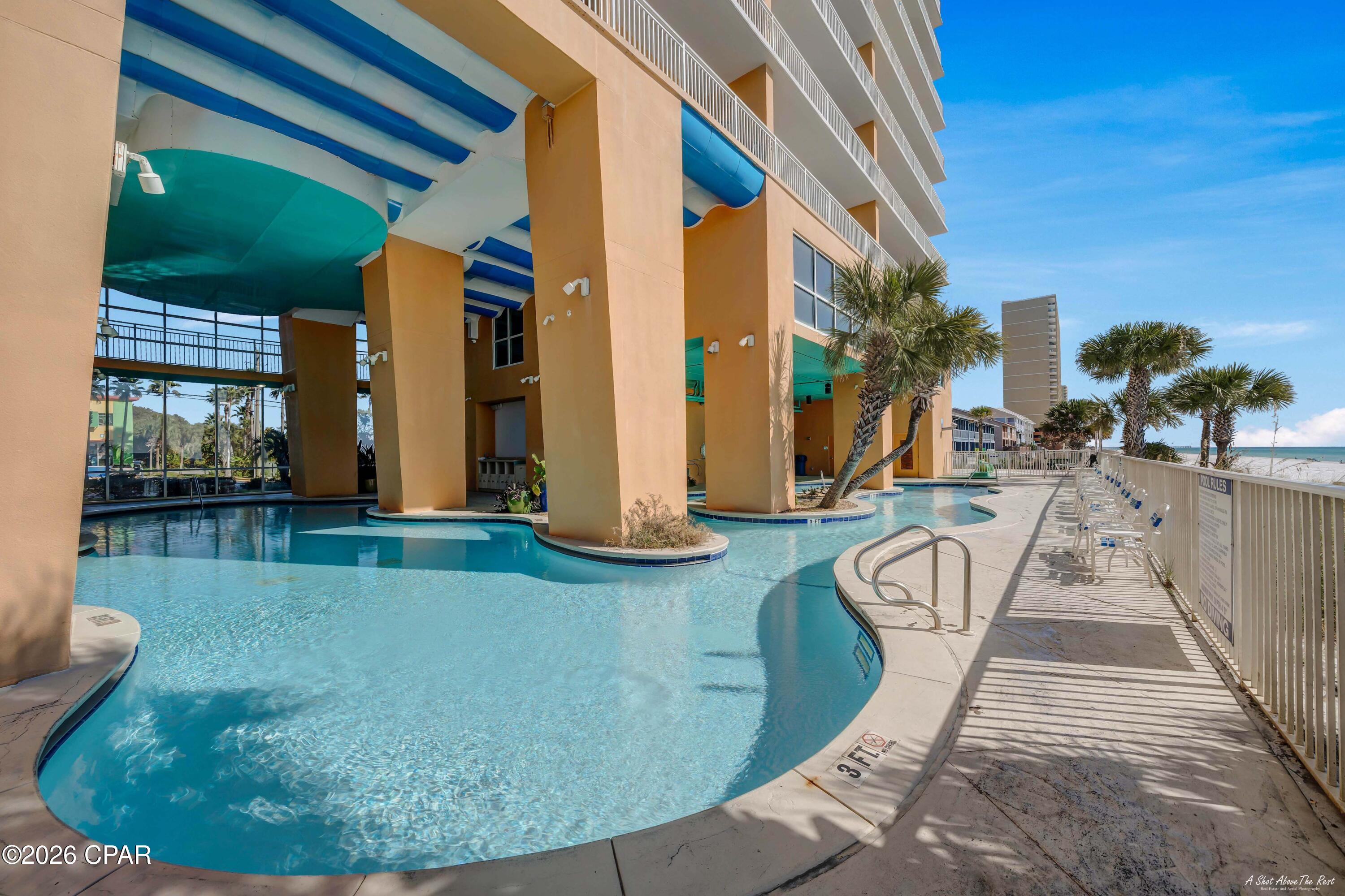 Splash Condo - Residential