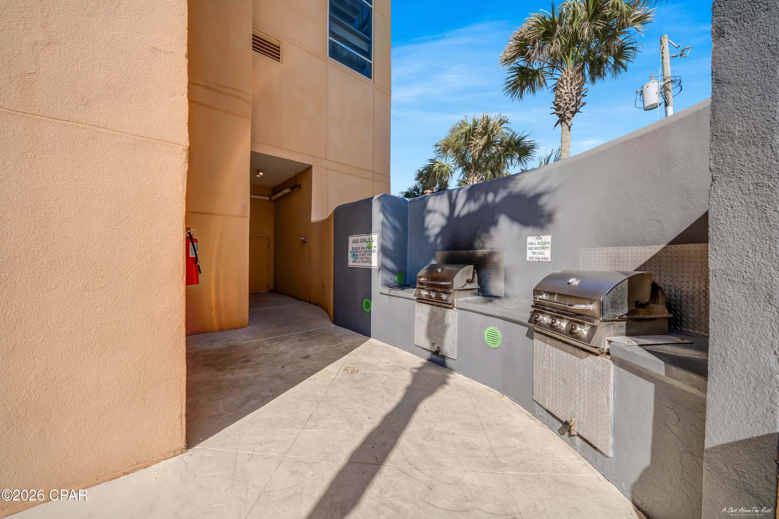 Splash Condo - Residential