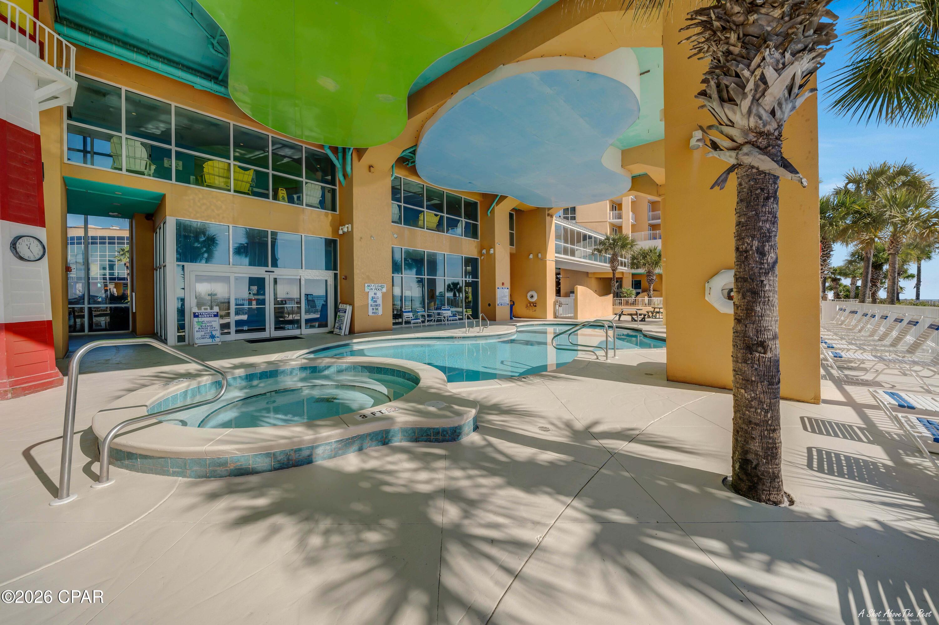 Splash Condo - Residential