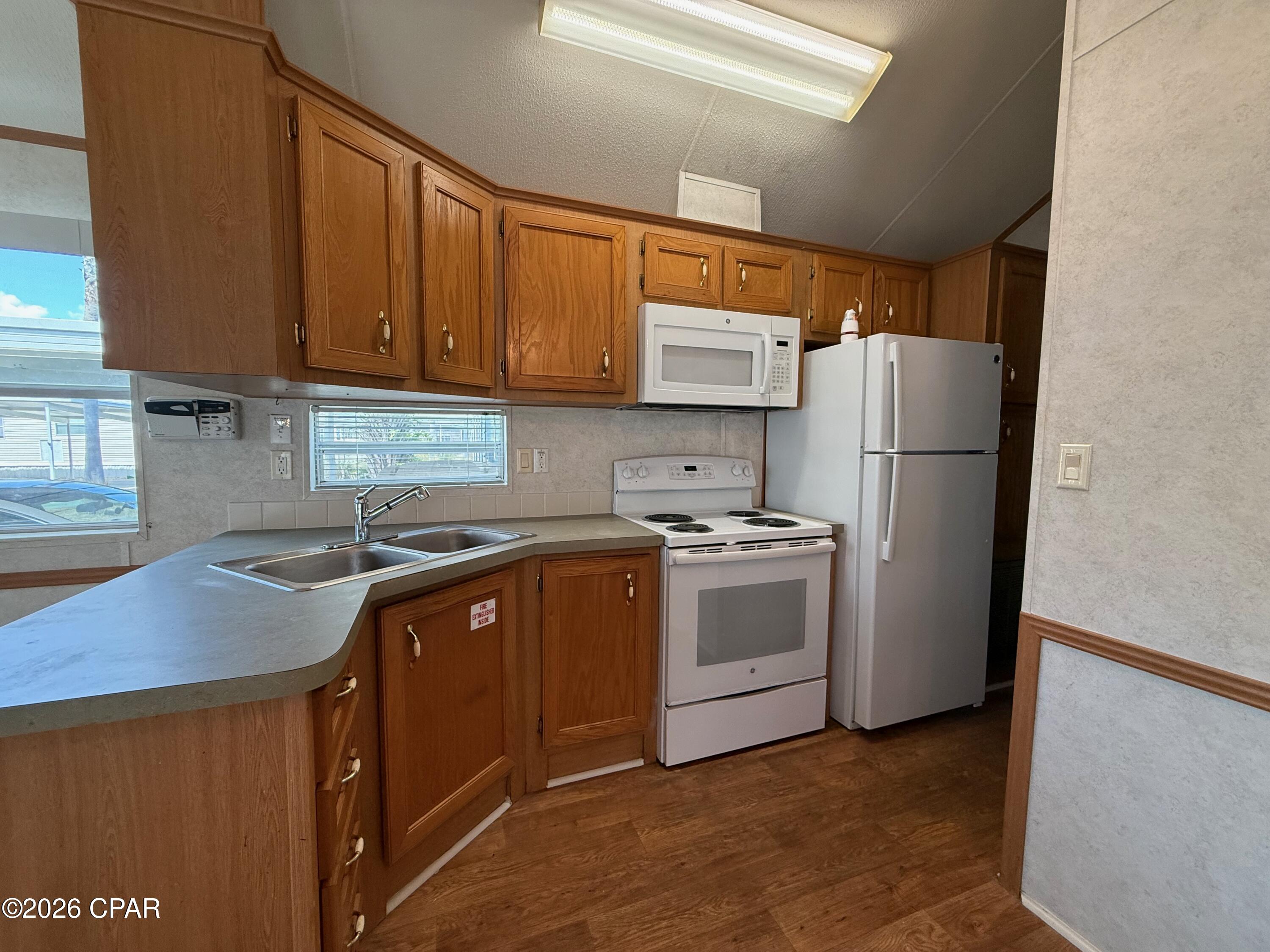 Emerald Pointe Resort - Residential