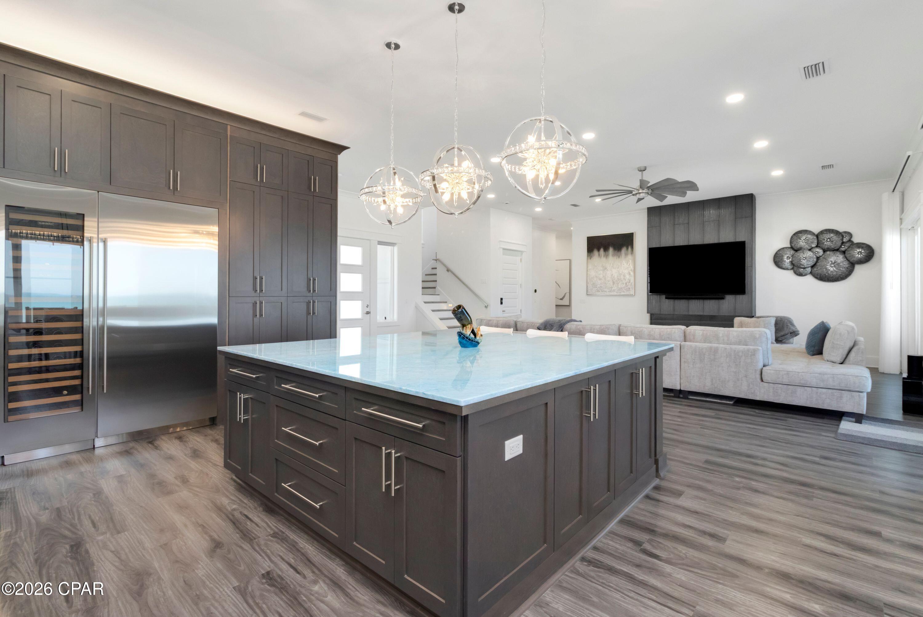 Cape Breezes - Residential