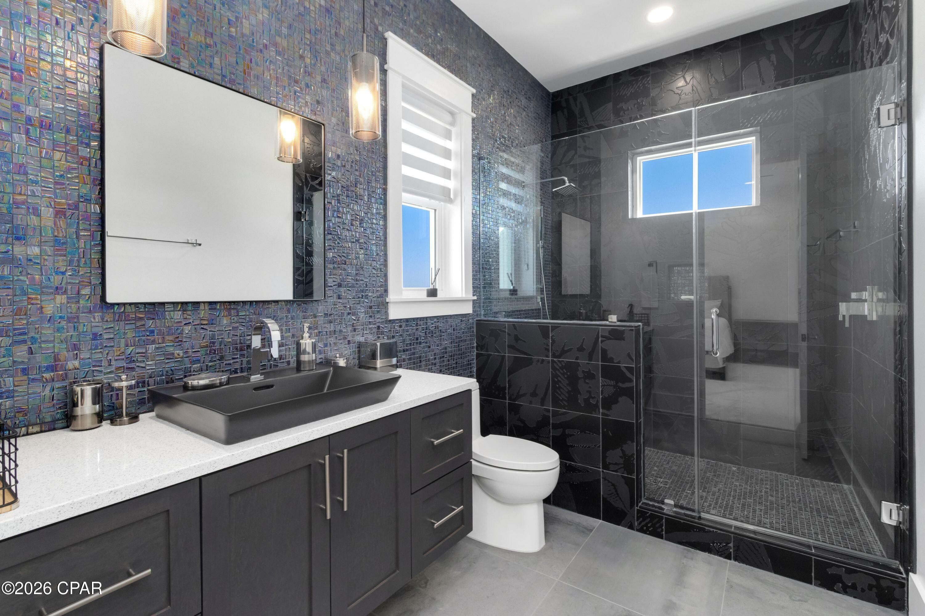 Cape Breezes - Residential