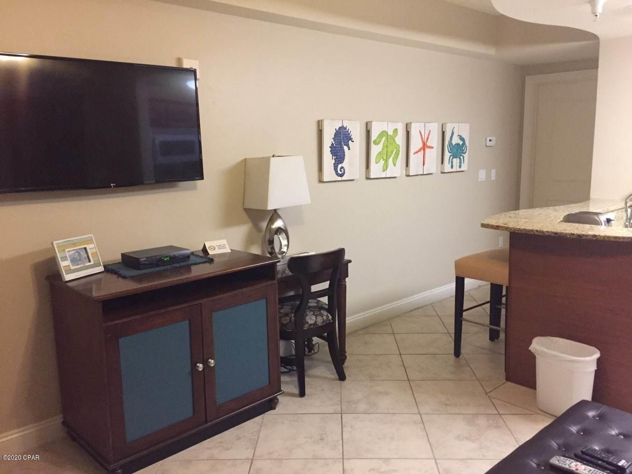 Carillon Beach Inn - Residential