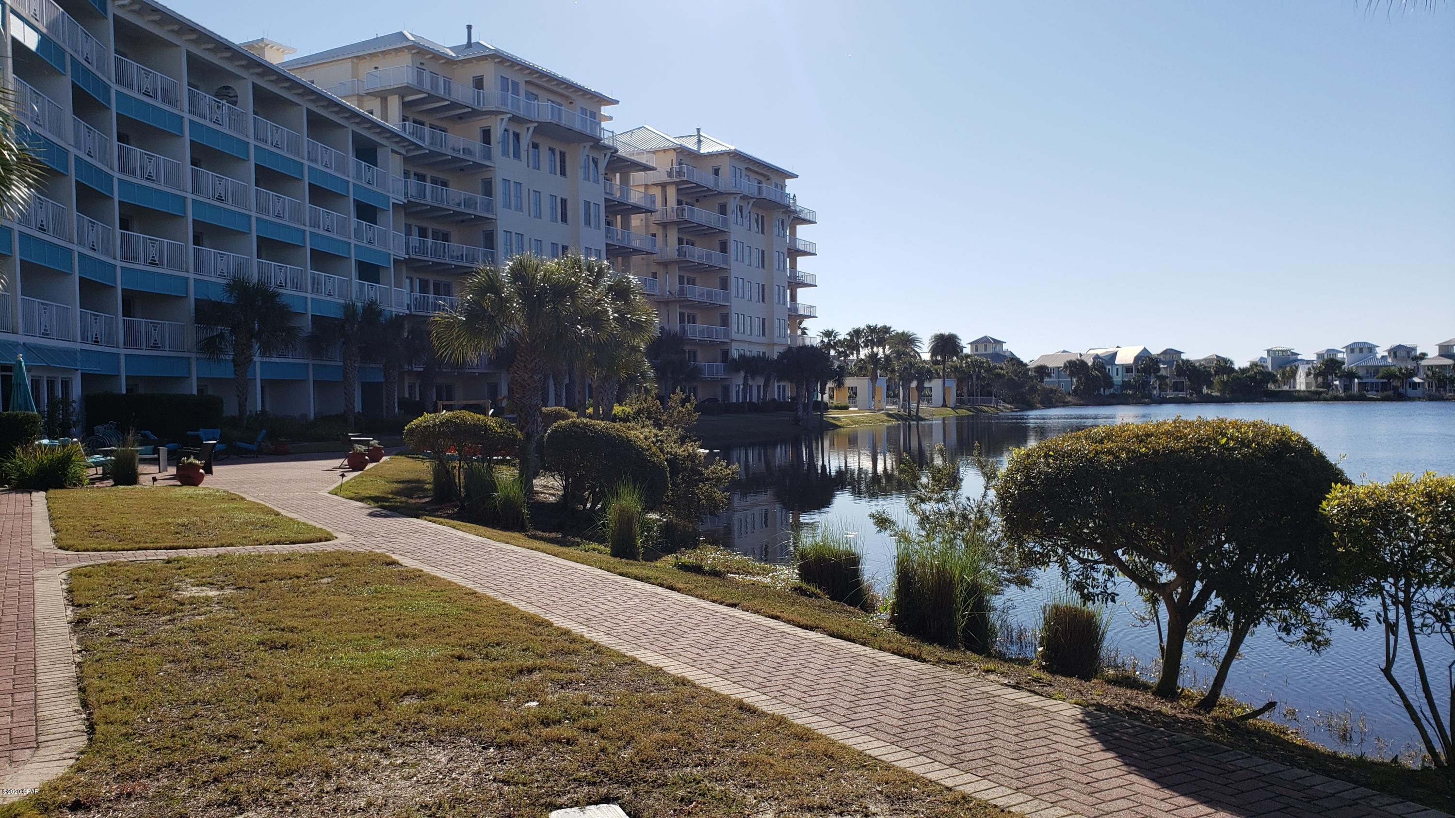 Carillon Beach Inn - Residential