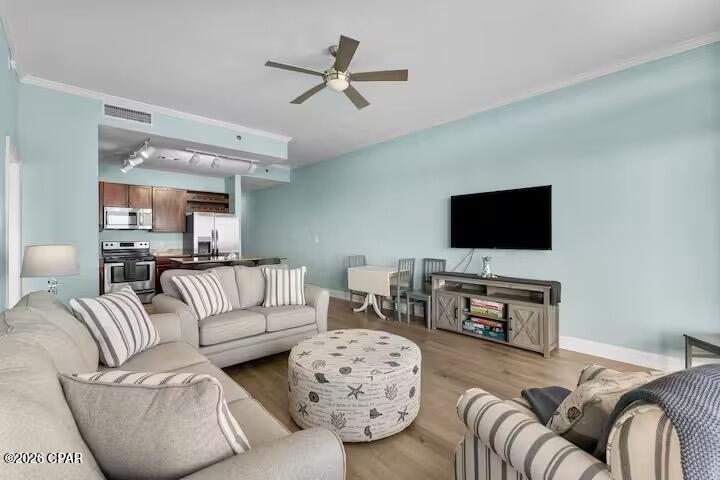 Laketown Wharf - Residential