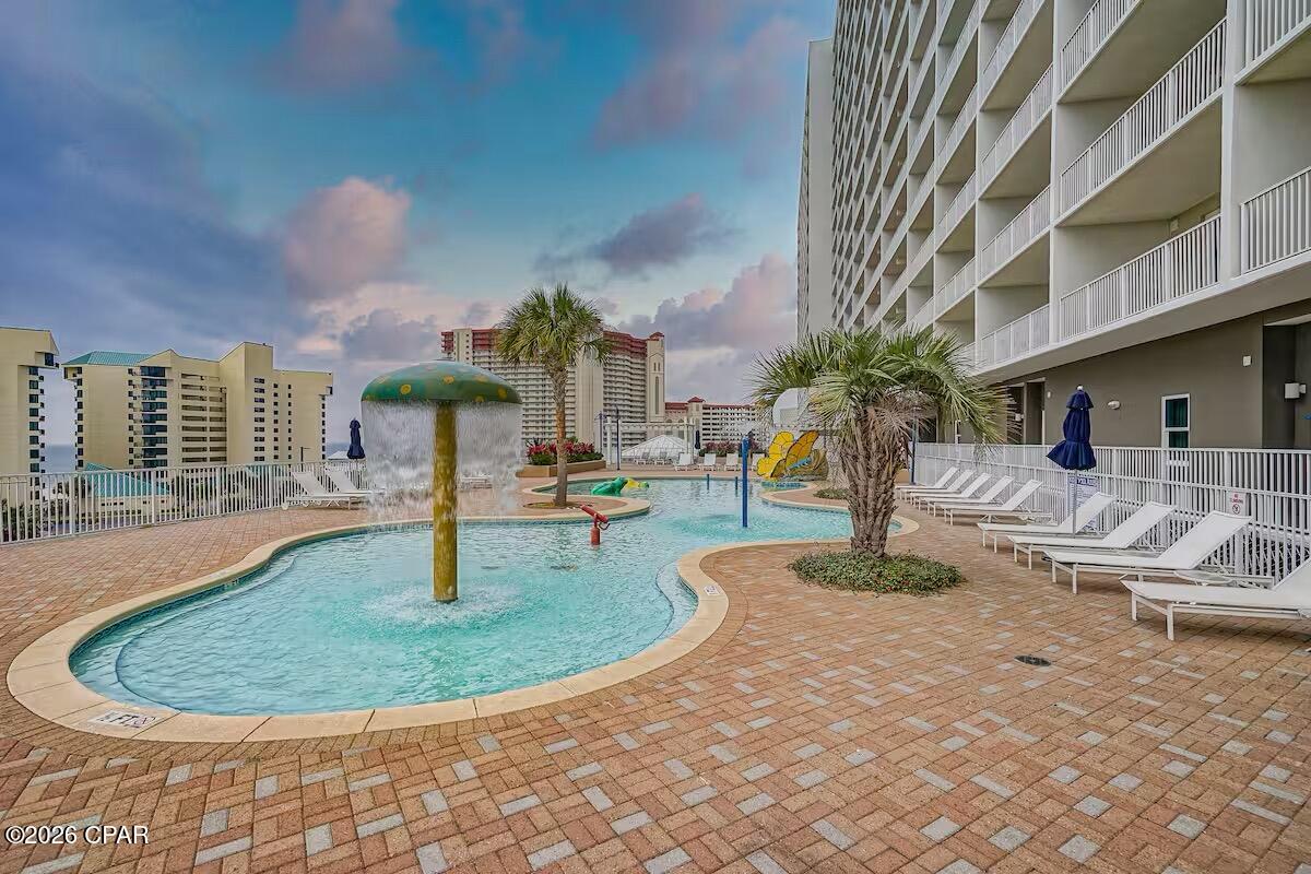 Laketown Wharf - Residential