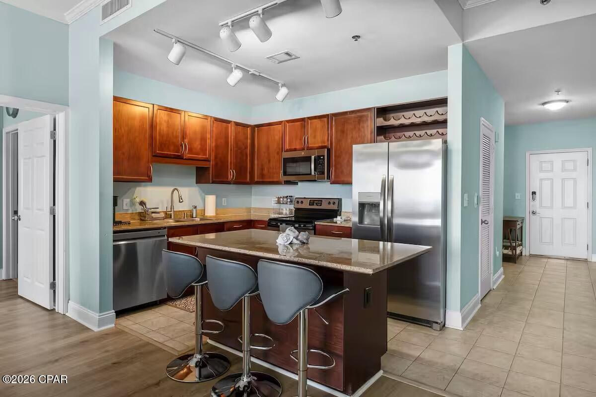 Laketown Wharf - Residential