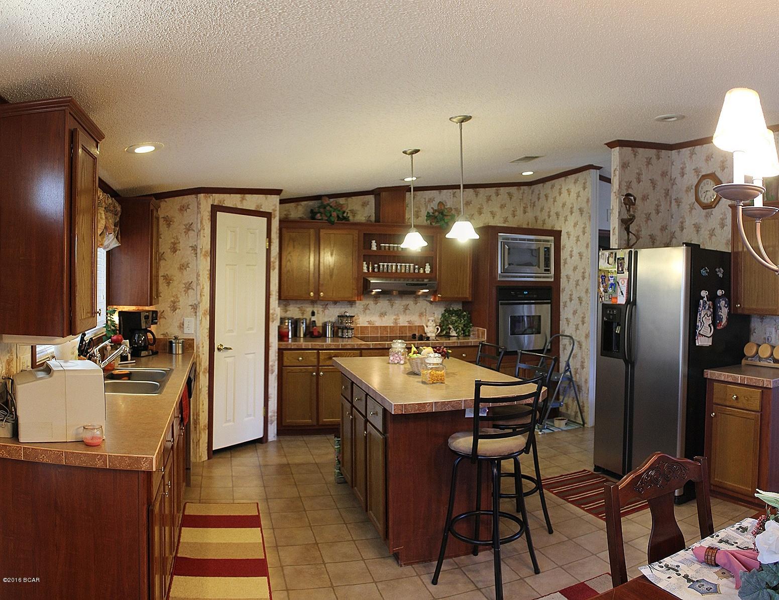 White Western Springs Unit 1 - Residential