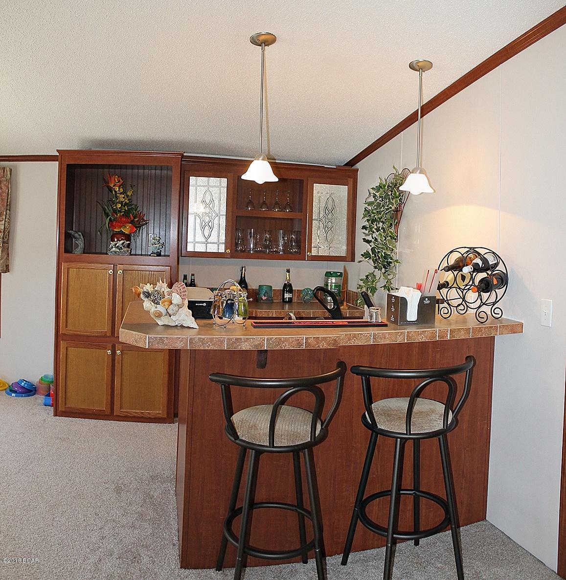 White Western Springs Unit 1 - Residential