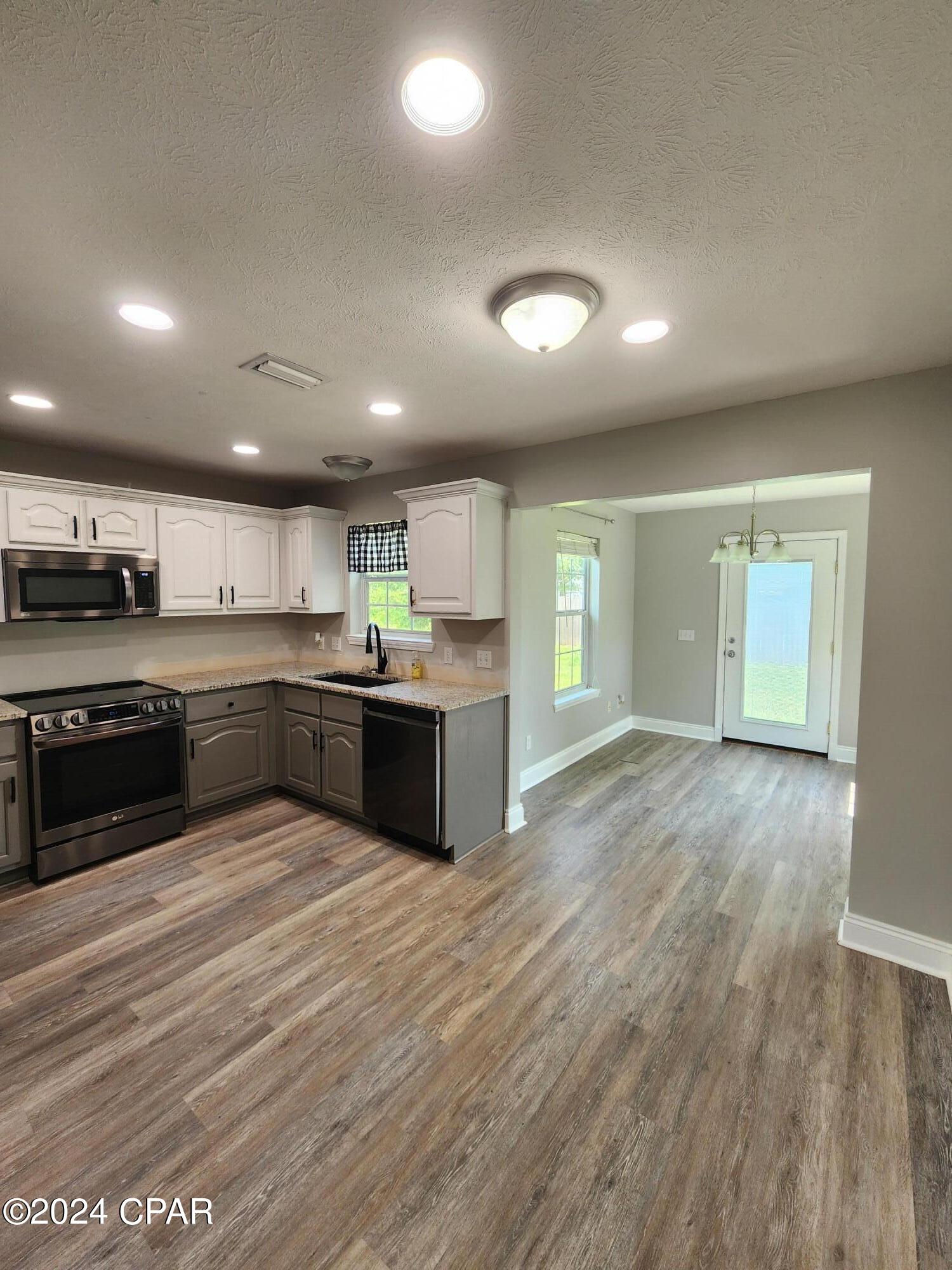 Silver Nail Heights - Residential