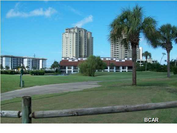 Edgewater Golf Villas 1 - Residential