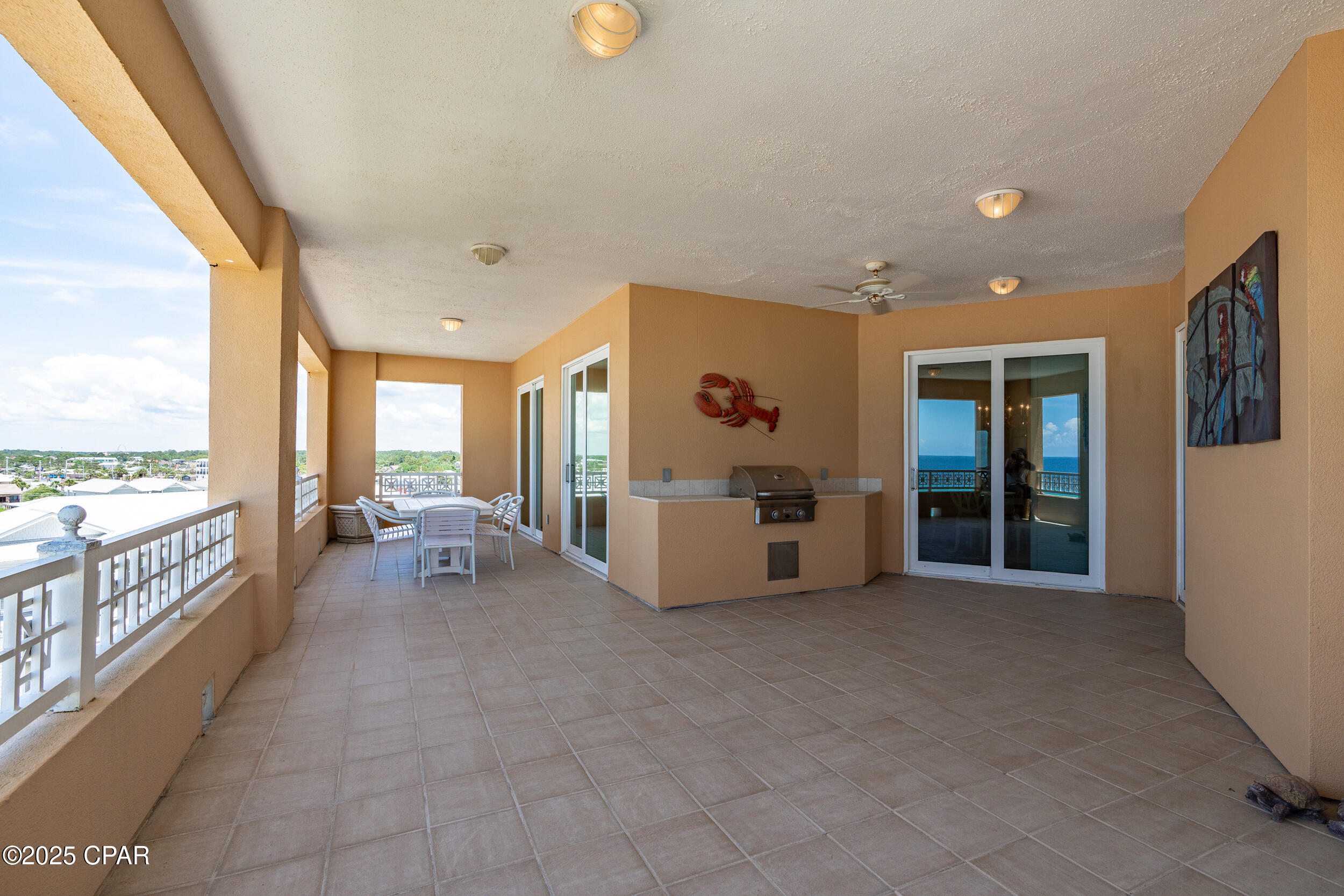 En Soleil Condo - Residential