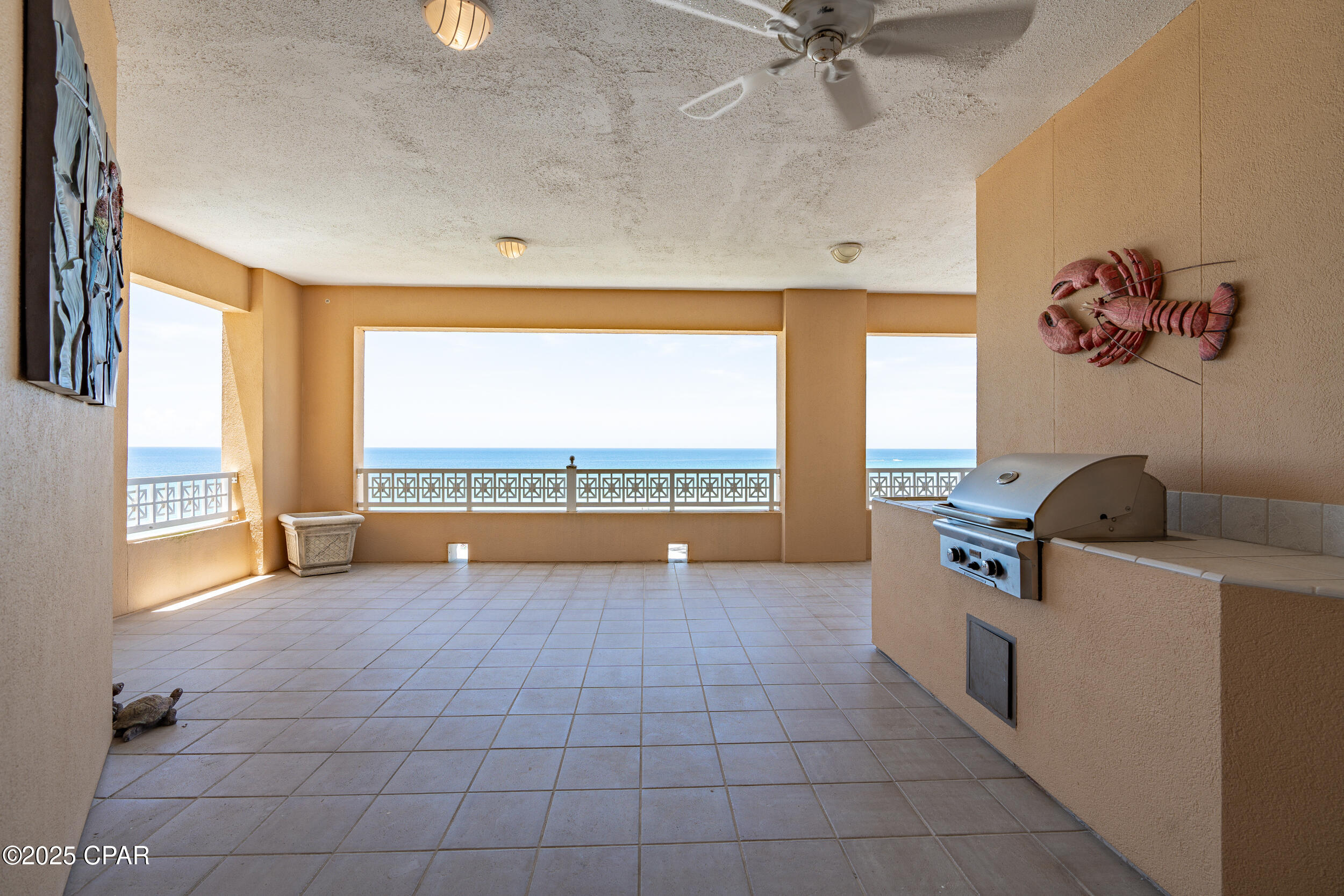 En Soleil Condo - Residential