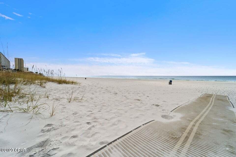 Drastic Price Reduction!!! Only $229,900
Incredible price for Top If The Gulf! 
This unit was for personal use only and not a rental.  The unit is facing the west with gorgeous sunset gulf views from your unit.  This unit is ready for your personal touches and upgrades to make it an incredible cash cow short term rental unit.  Please take a look at this unit today!
