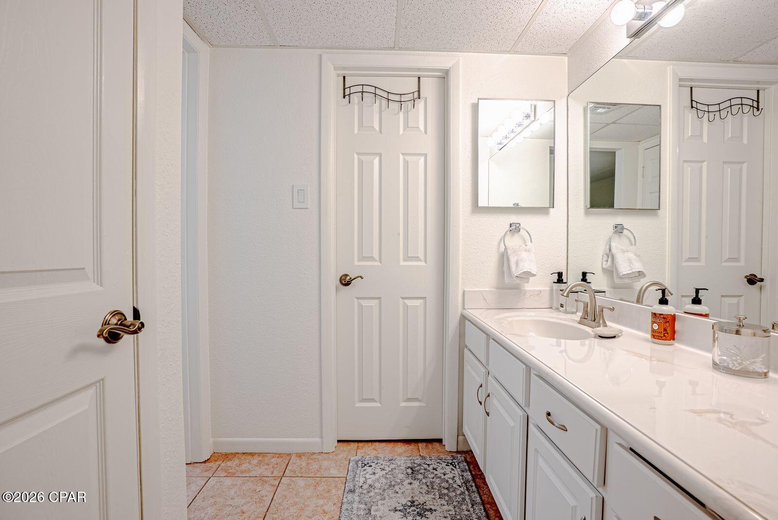 Leeward/Windward Condo - Residential