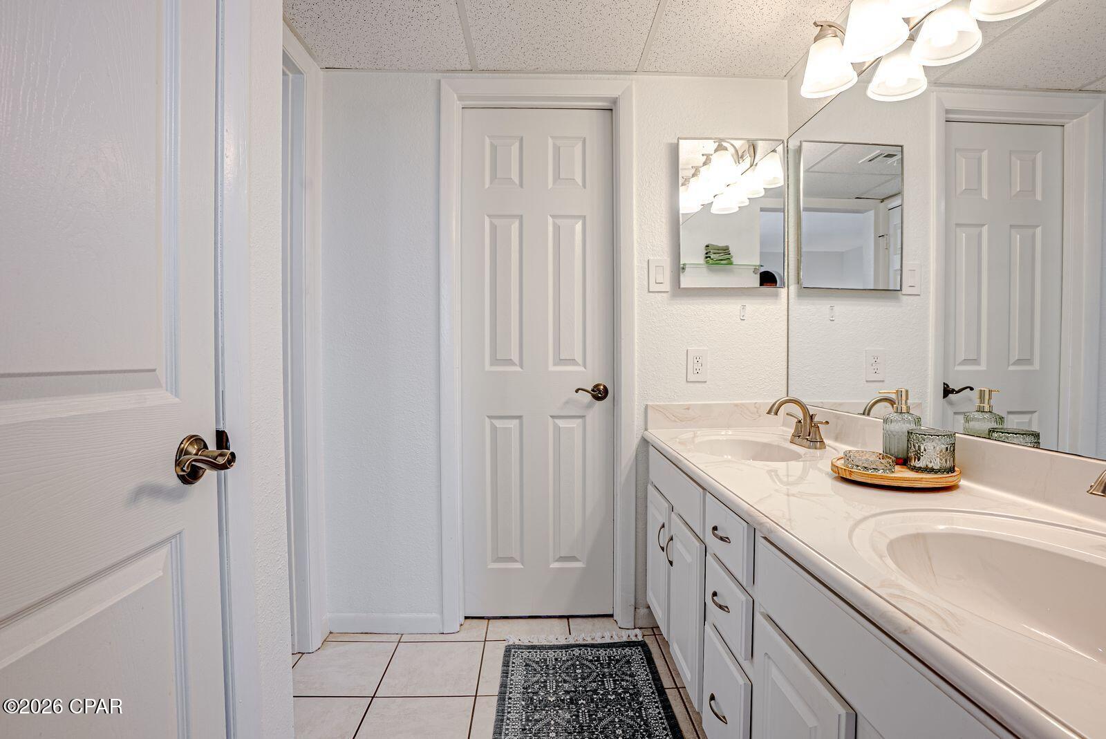 Leeward/Windward Condo - Residential