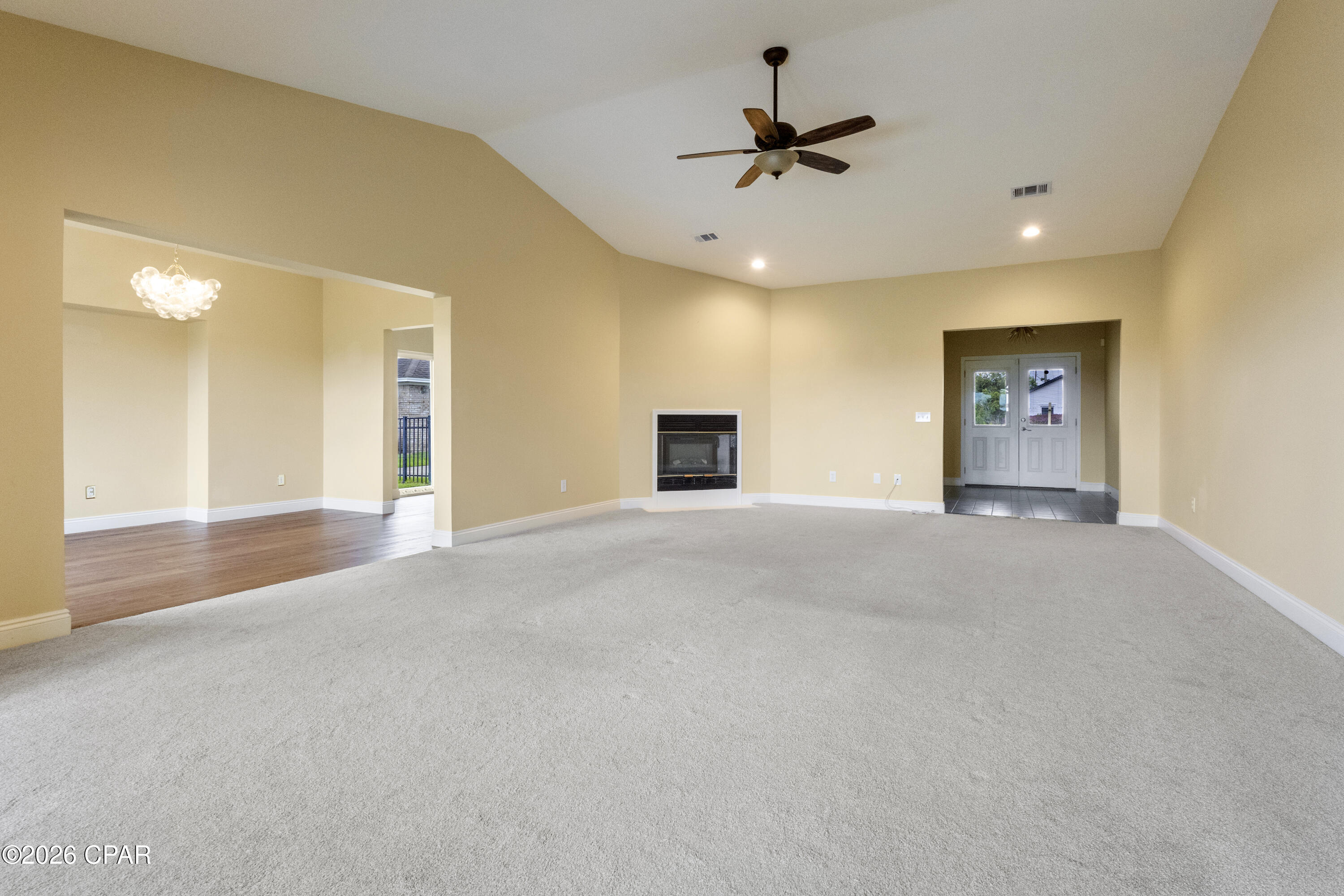 Country Club Harbour Estates - Residential