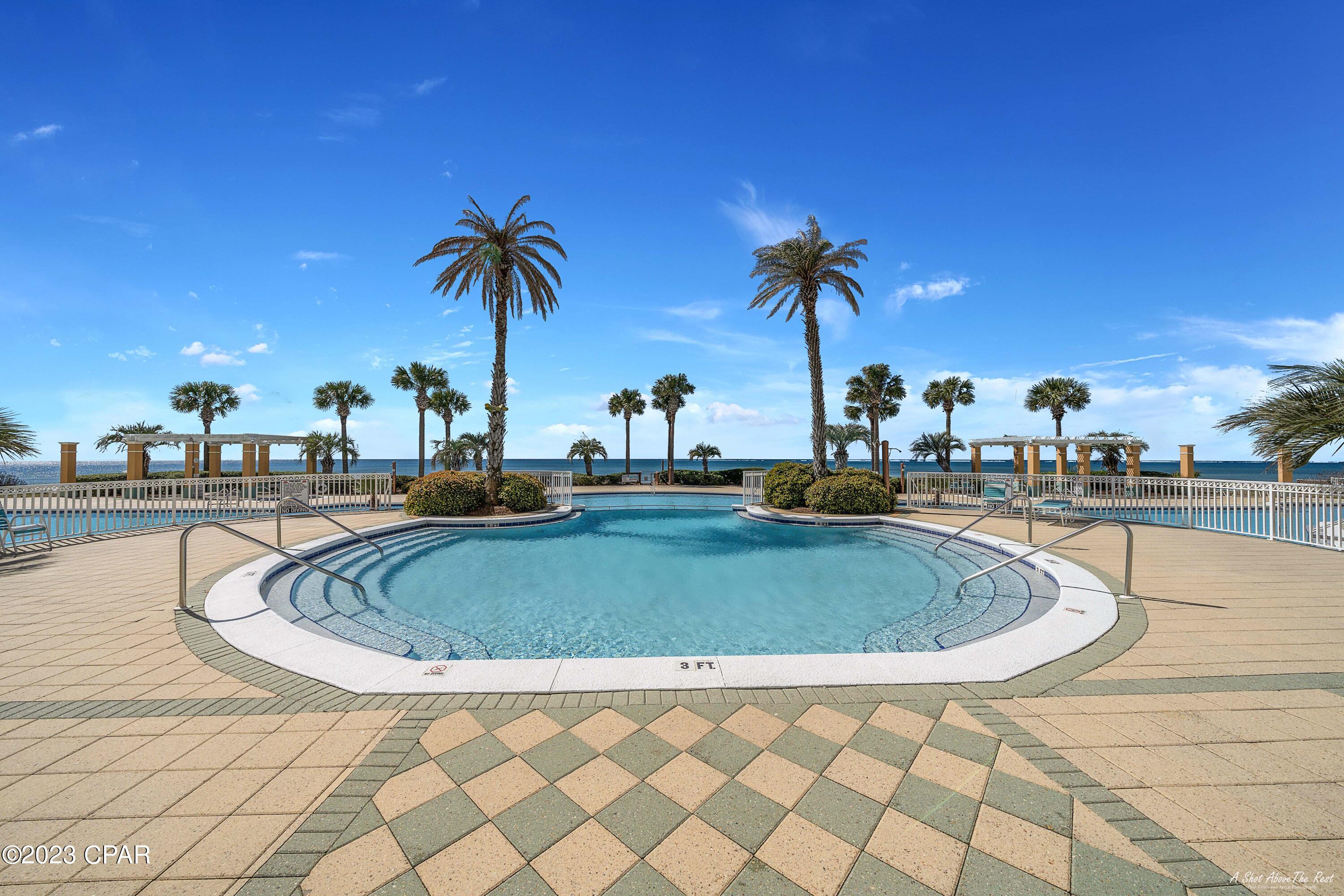 En Soleil Condo - Residential
