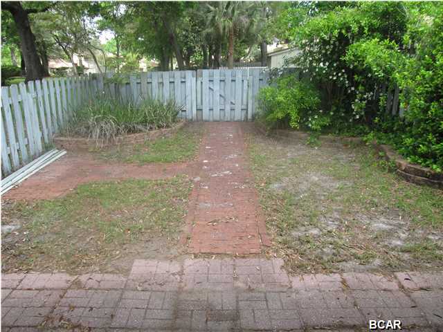 Delwood Estates Ph 1 - Residential Lease