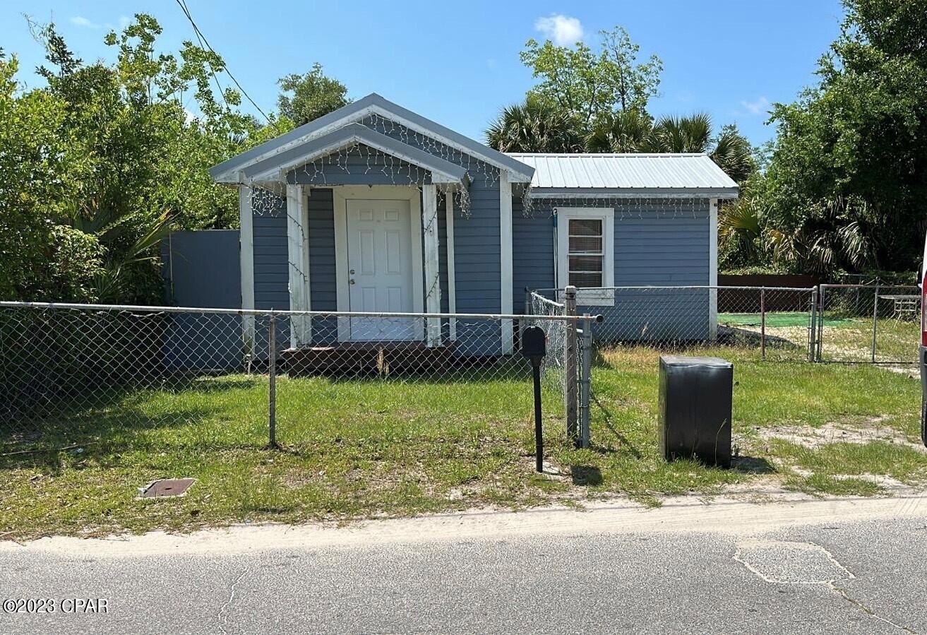 [No Recorded Subdiv] - Residential Lease
