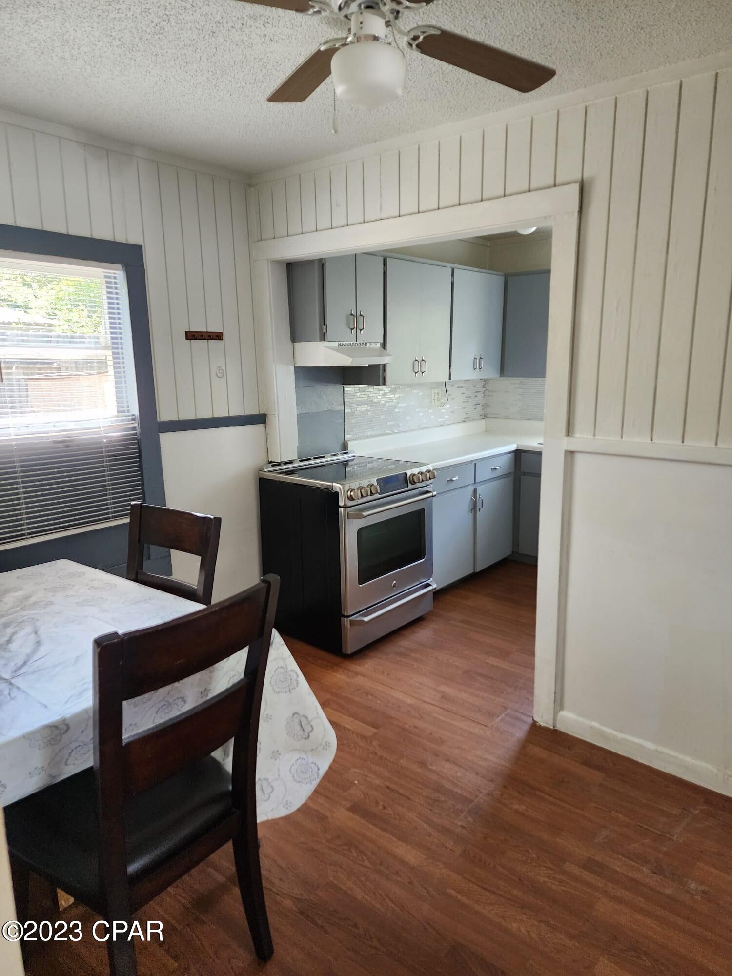 [No Recorded Subdiv] - Residential Lease