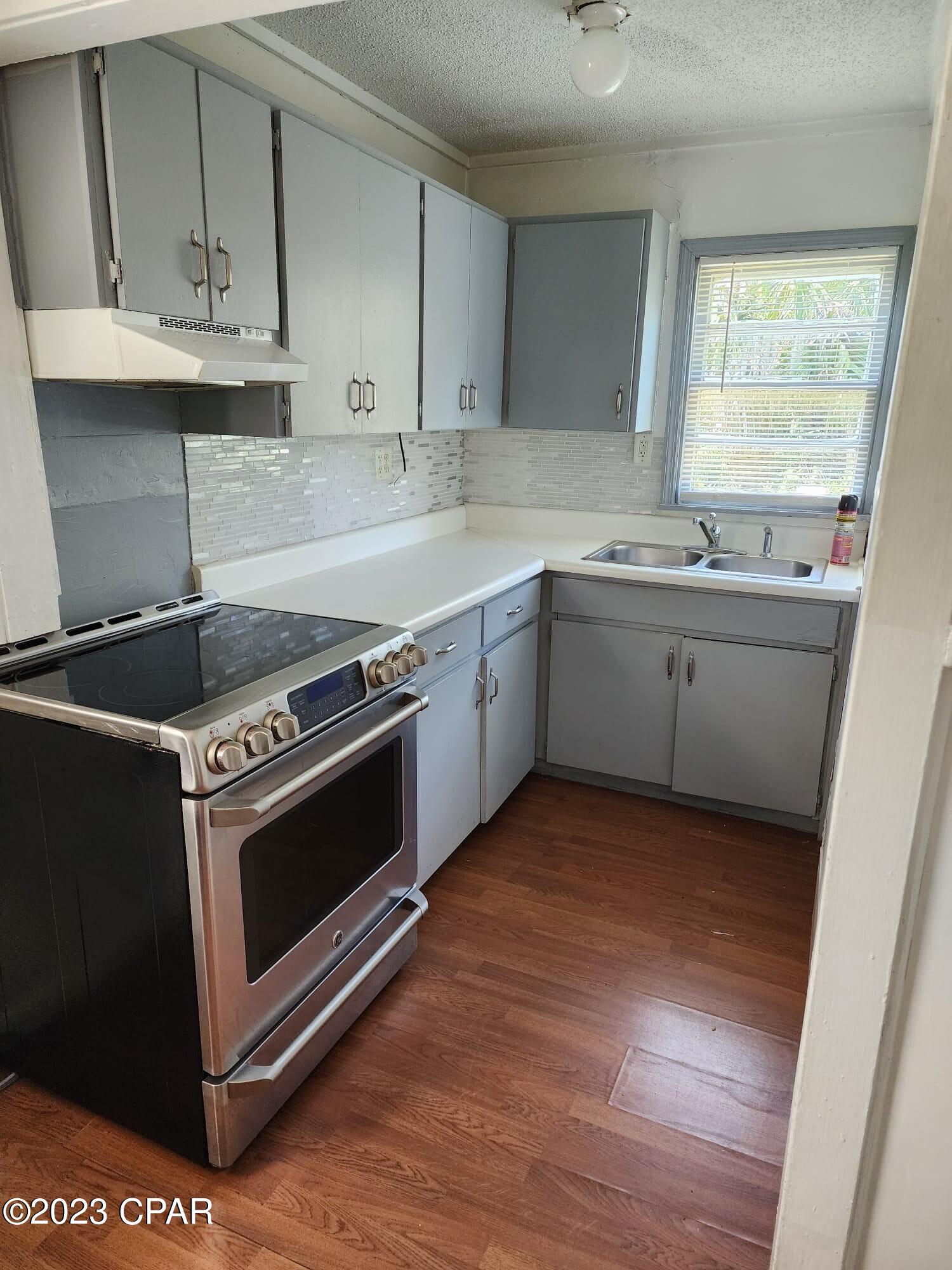 [No Recorded Subdiv] - Residential Lease