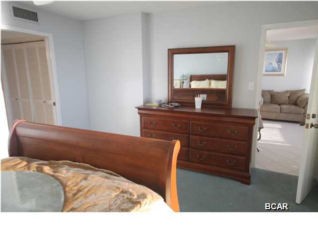The Commodore - Residential